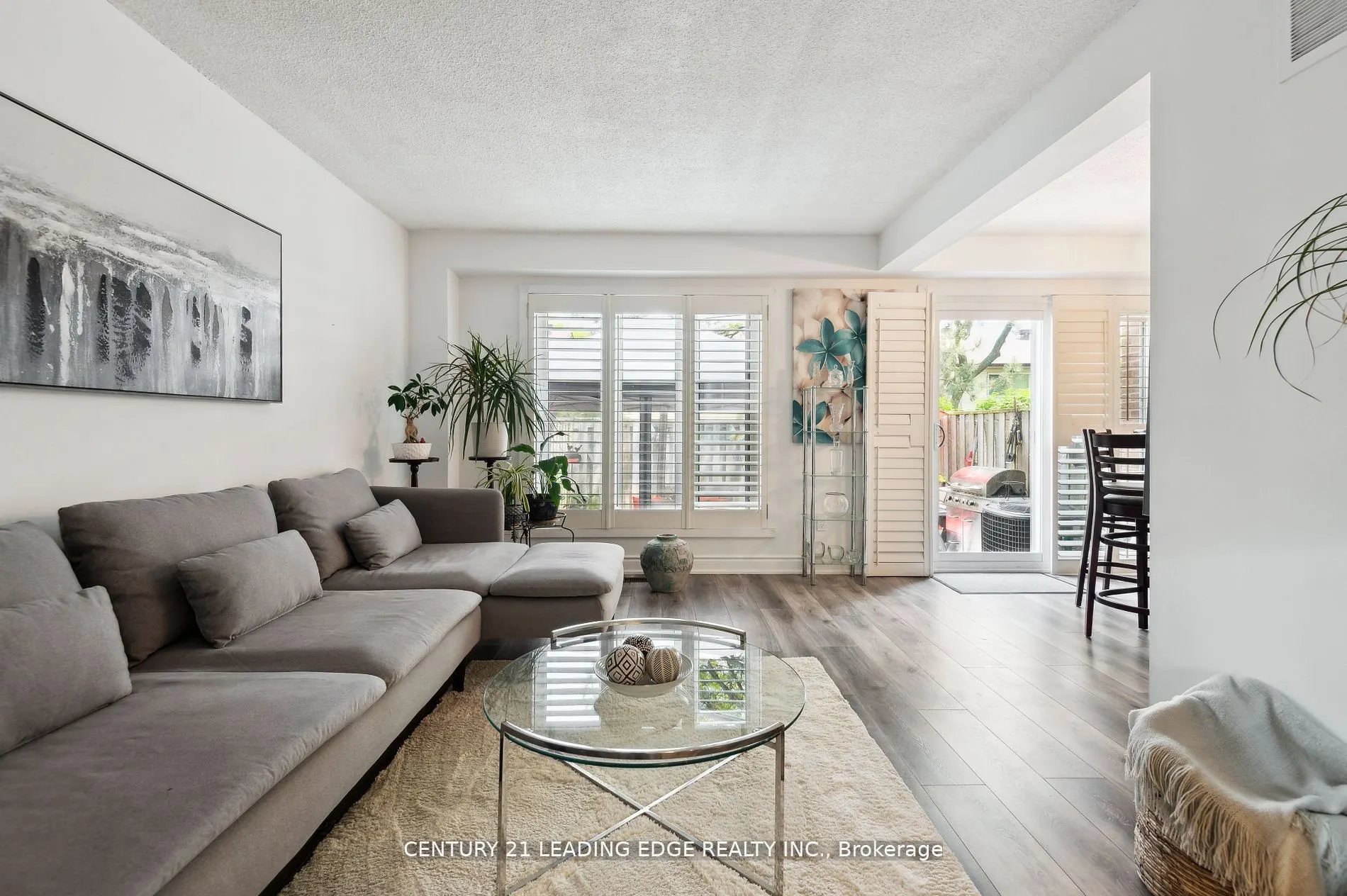 4662 Kingston Road, #150