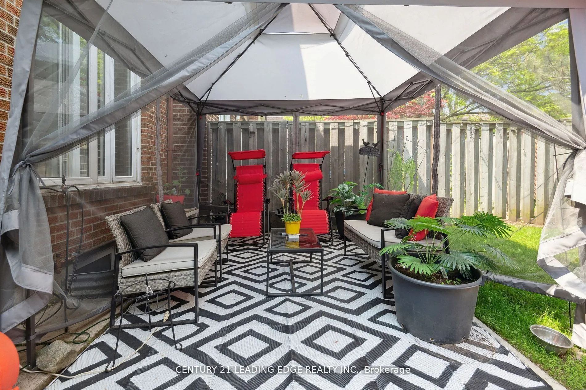 4662 Kingston Road, #150