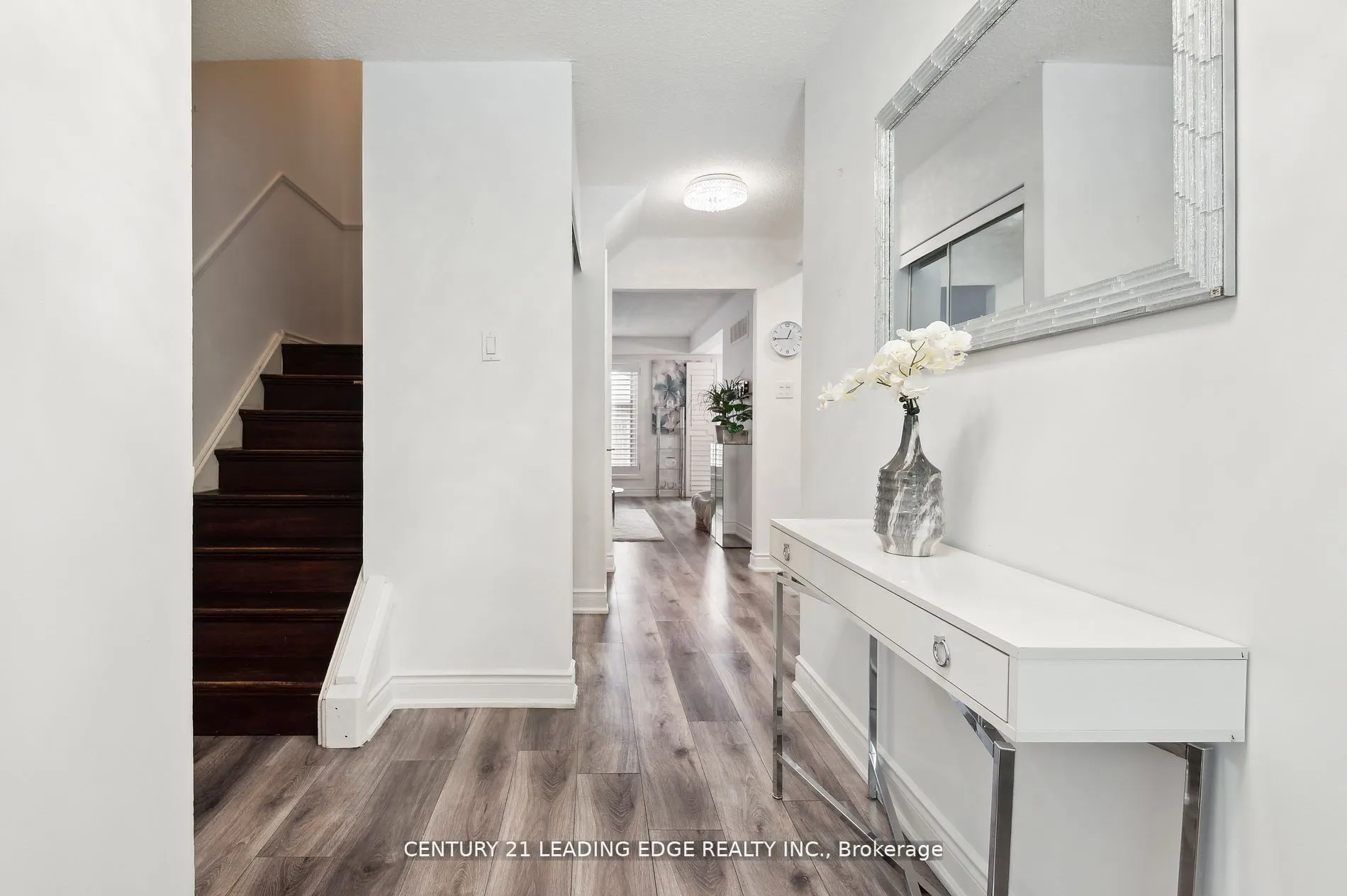 4662 Kingston Road, #150