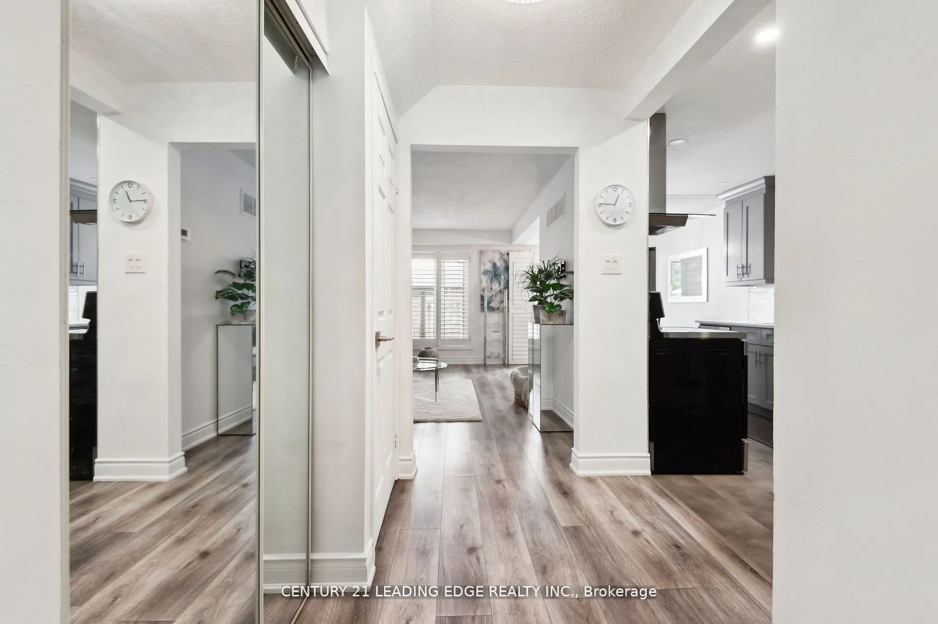 4662 Kingston Road, #150