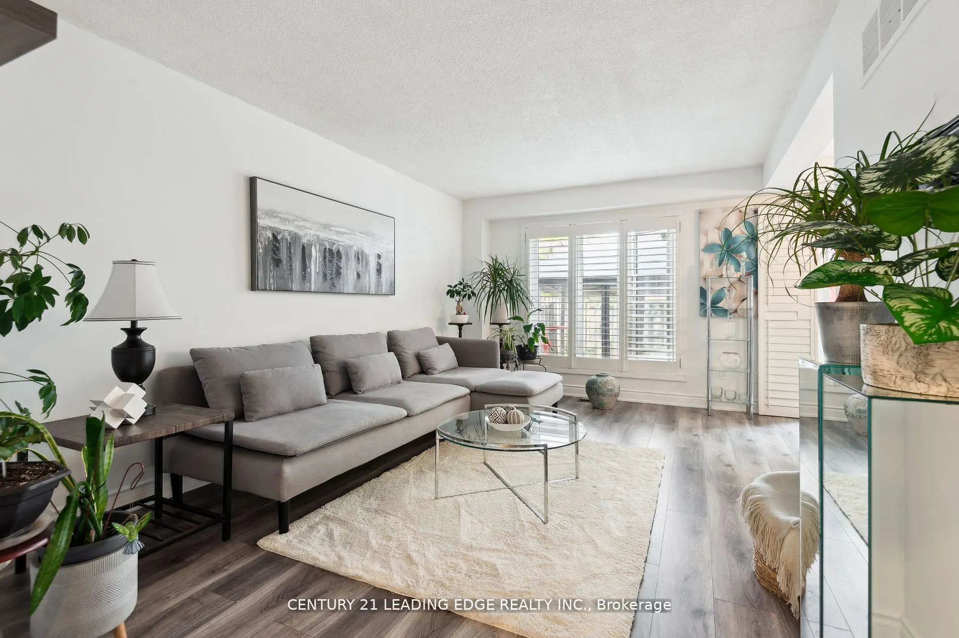 4662 Kingston Road, #150
