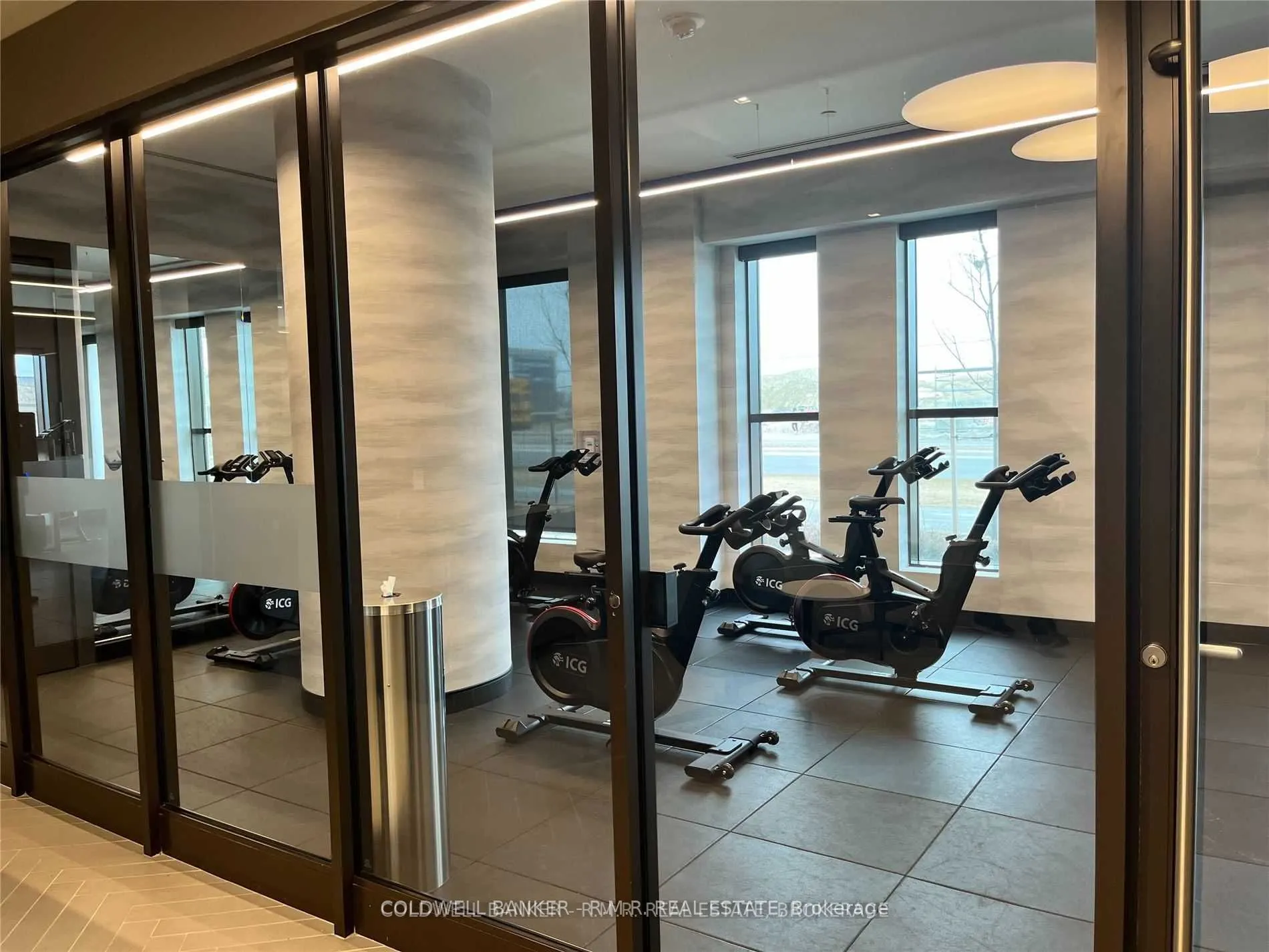 2550 Simcoe Street N, #1704