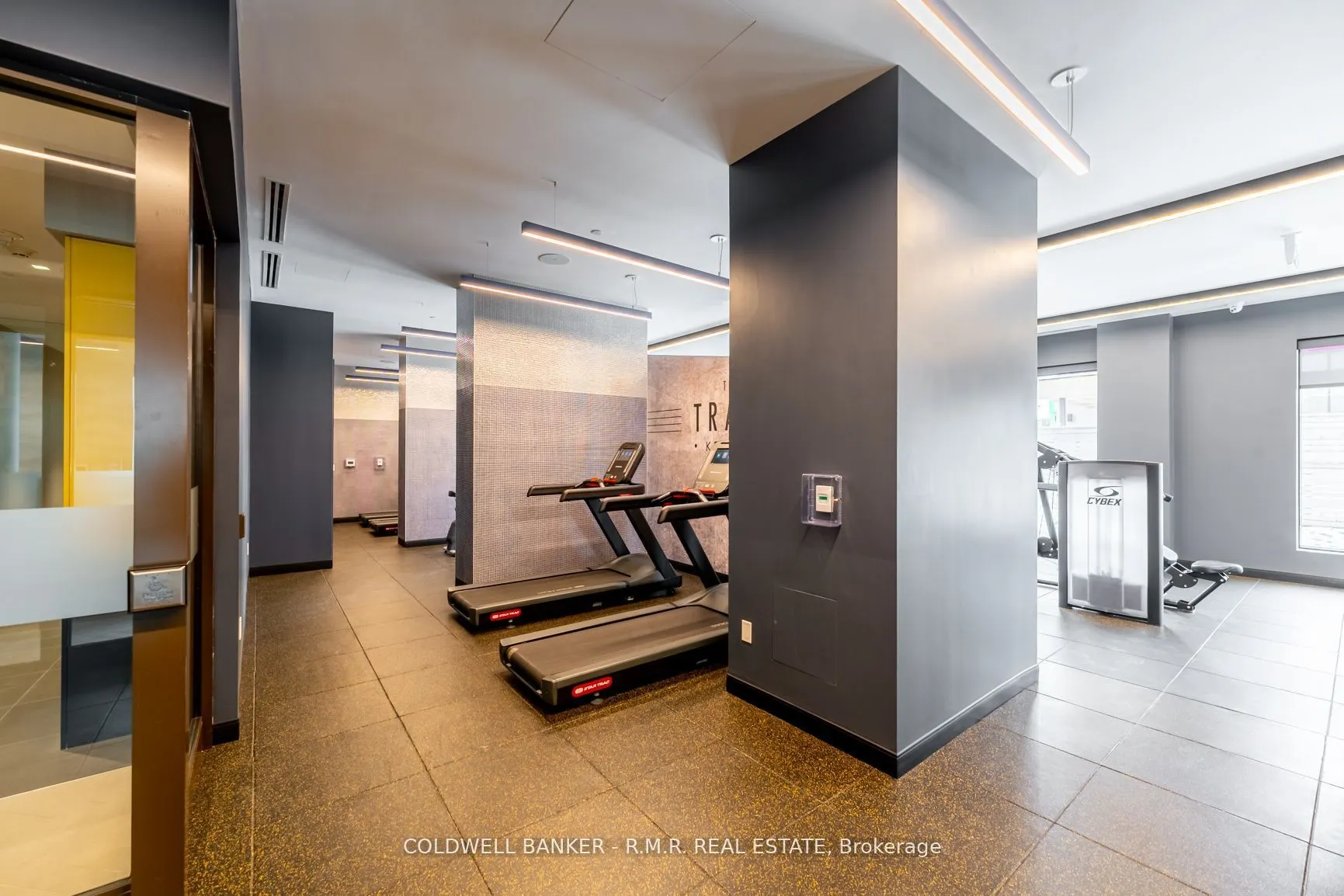 2550 Simcoe Street N, #1704