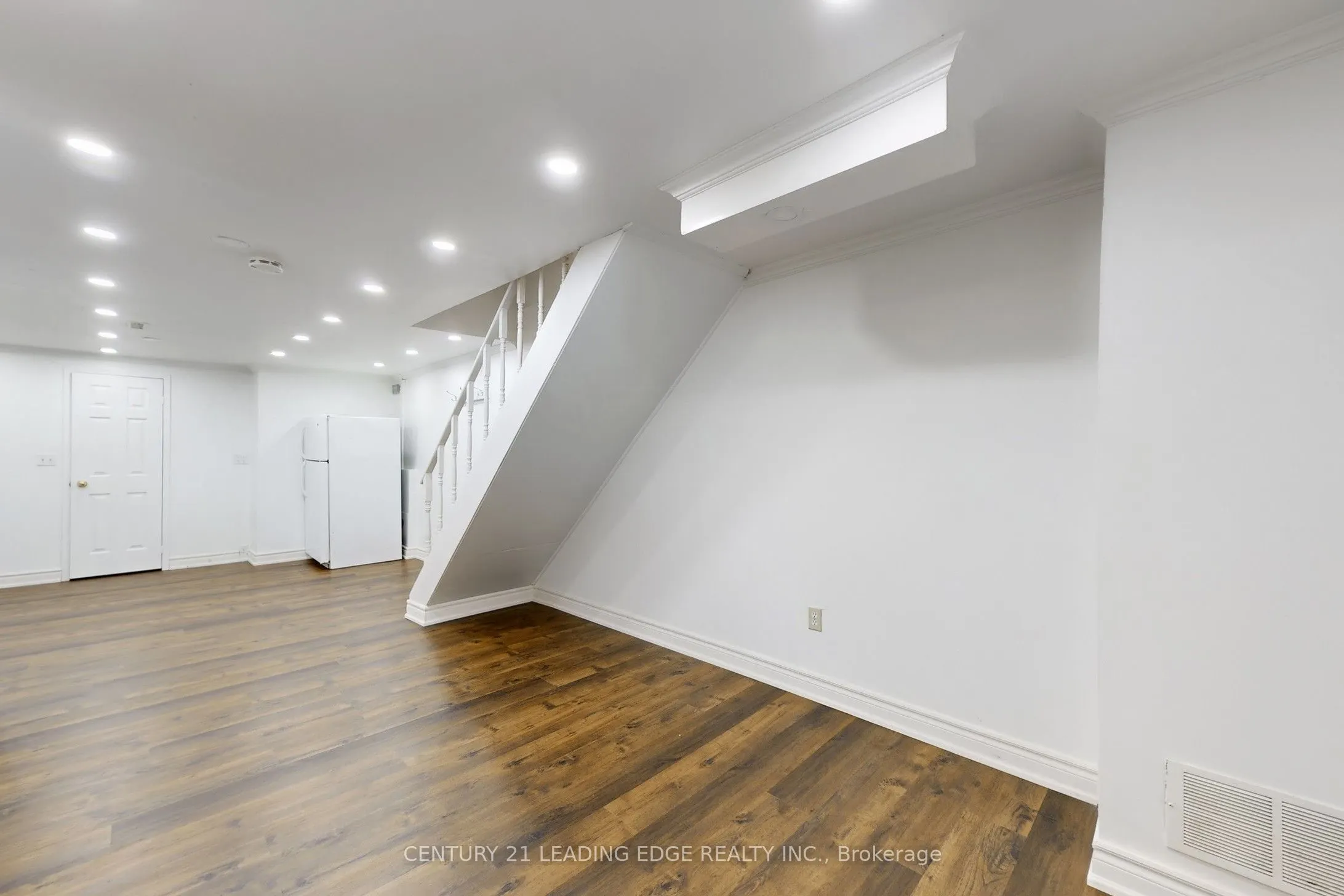 16 Chad Crescent