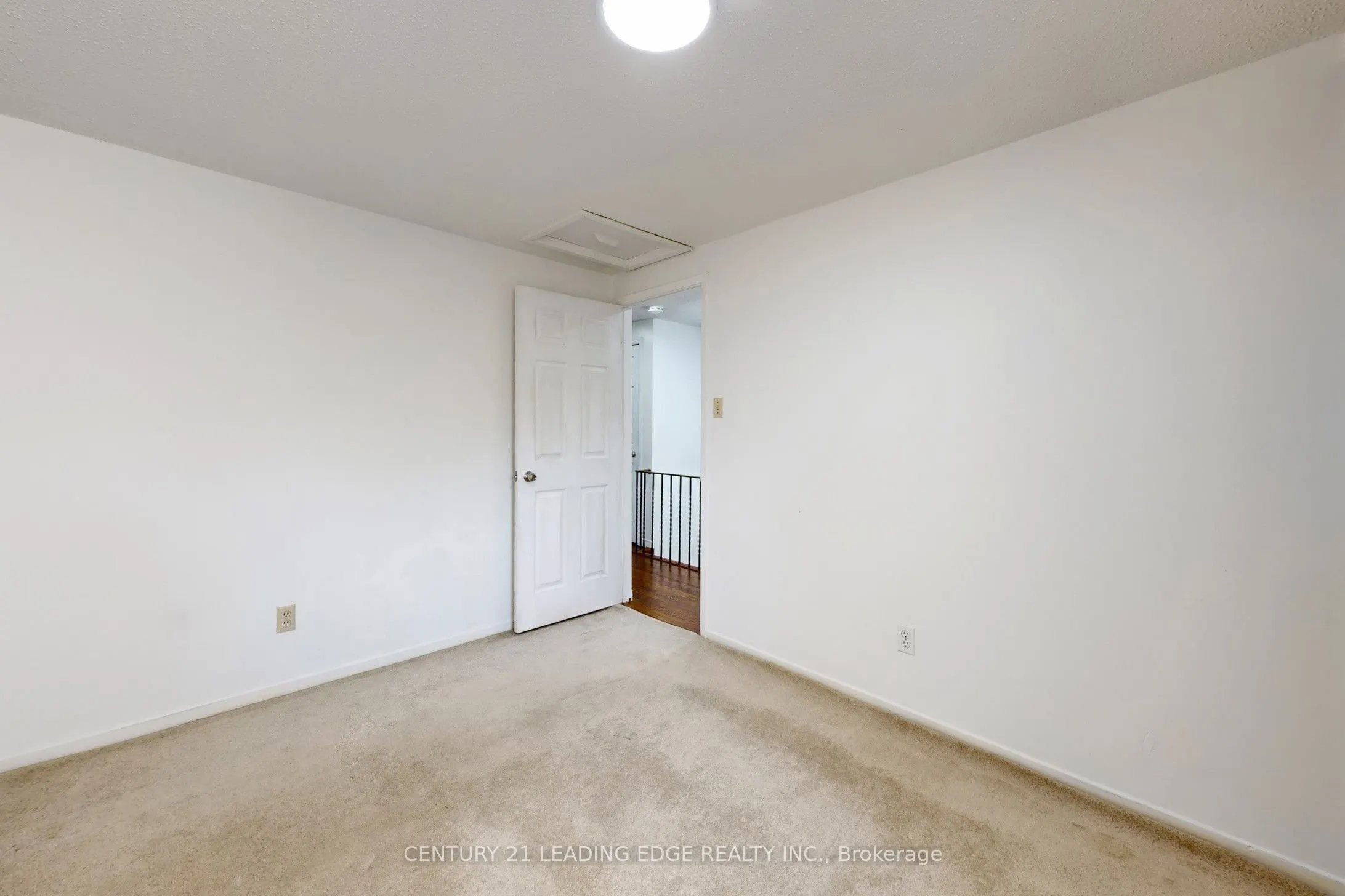 16 Chad Crescent