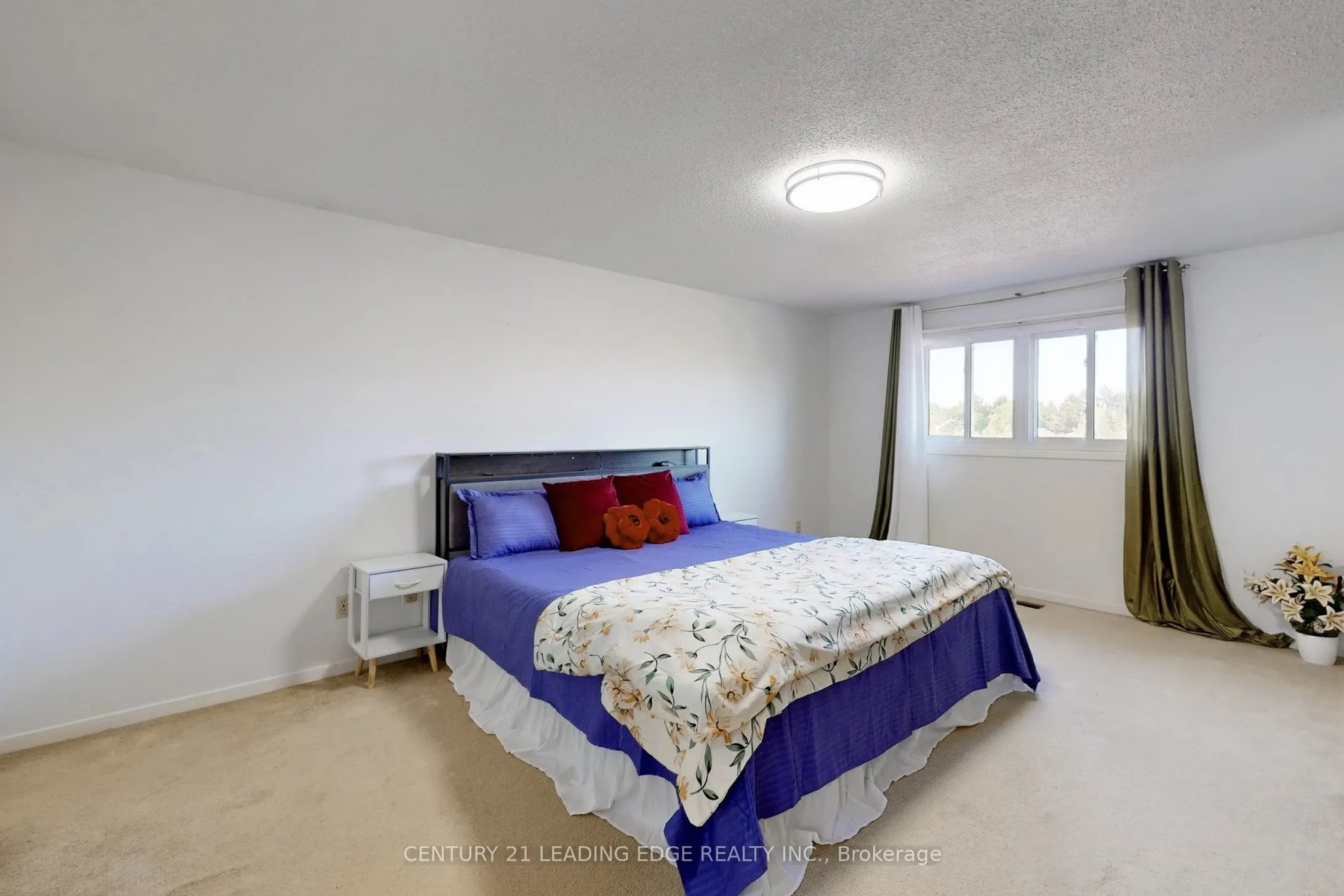 16 Chad Crescent