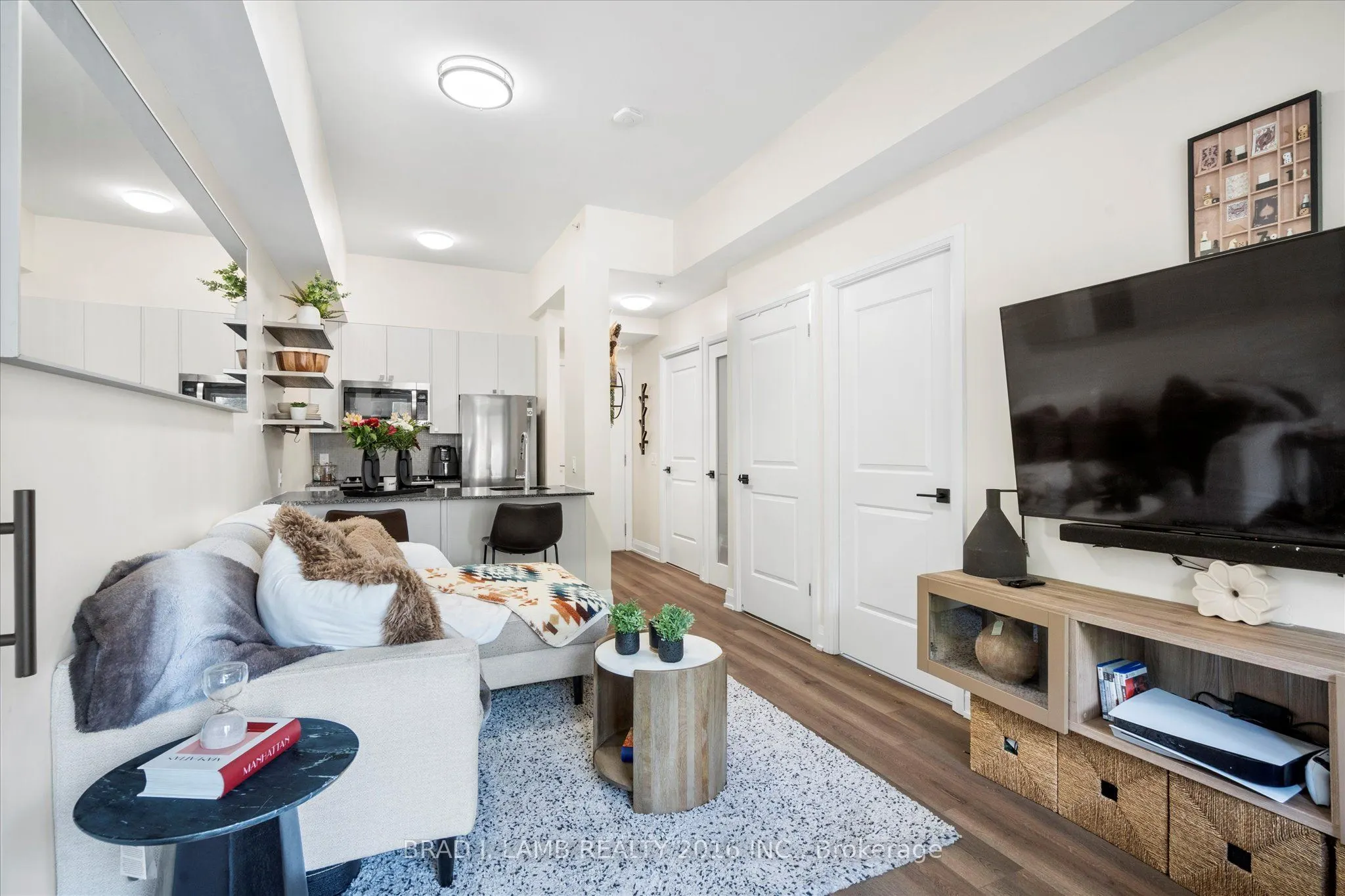3655 Kingston Road N, #112