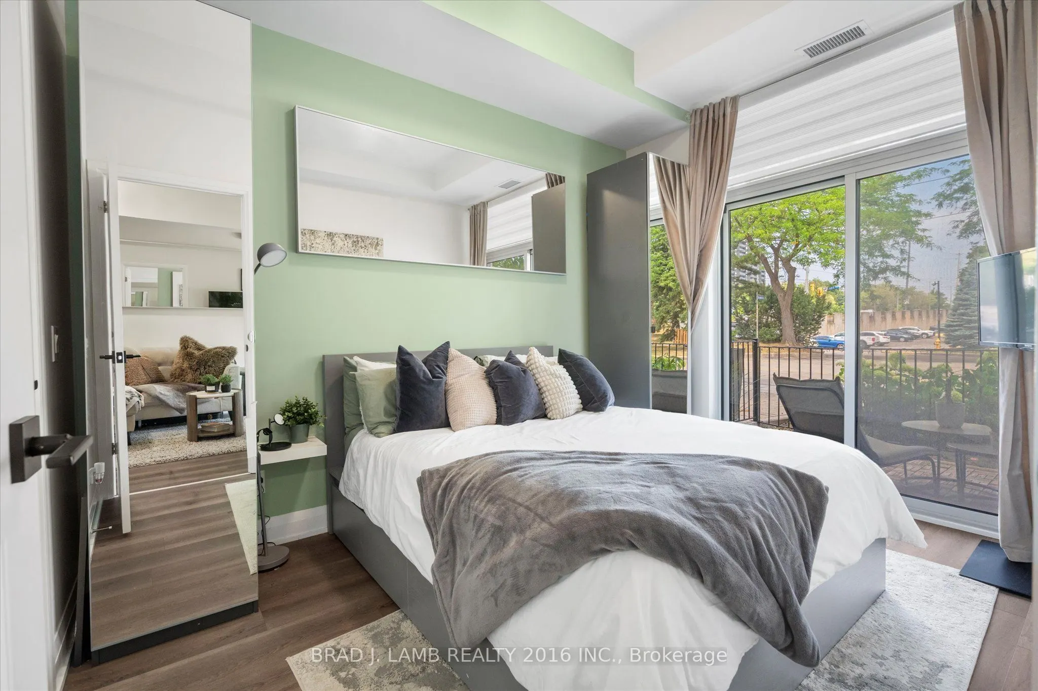 3655 Kingston Road N, #112