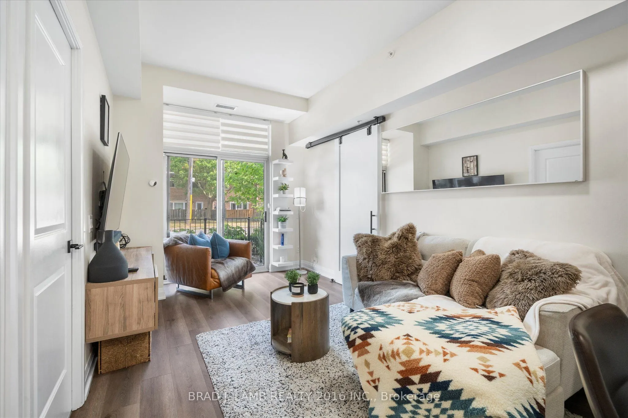 3655 Kingston Road N, #112