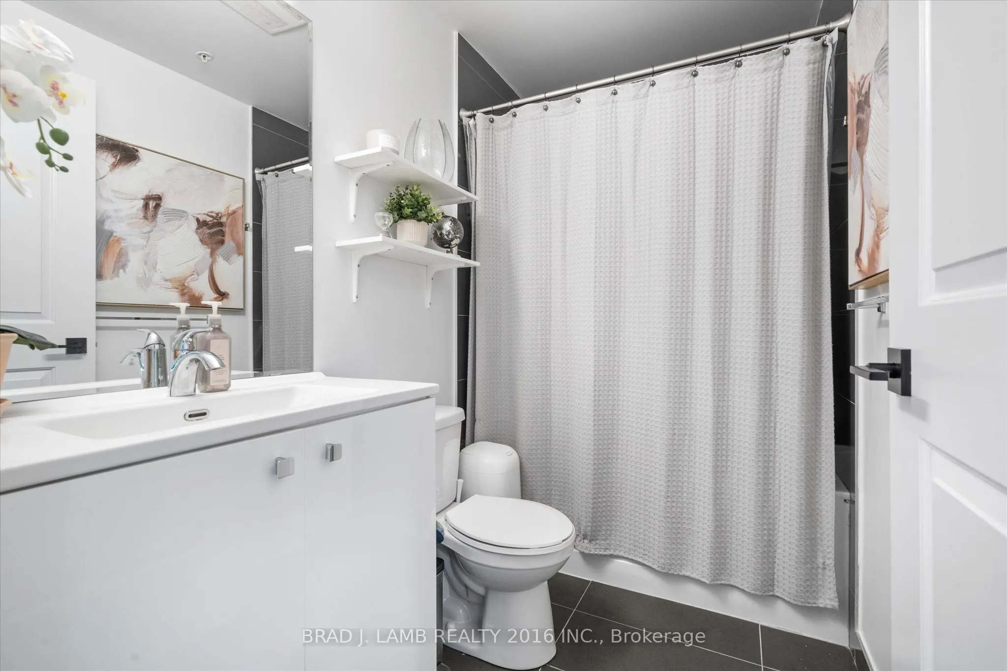 3655 Kingston Road N, #112