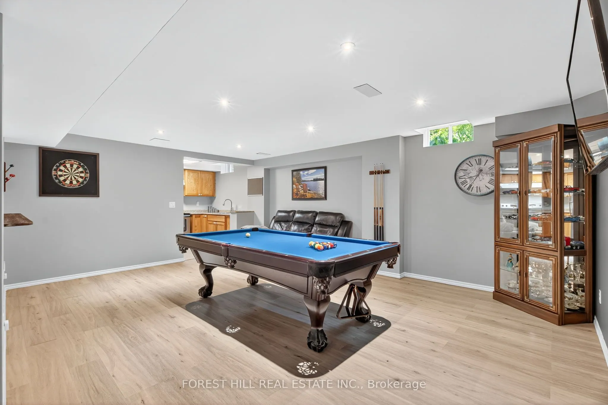 24 Vesna Court