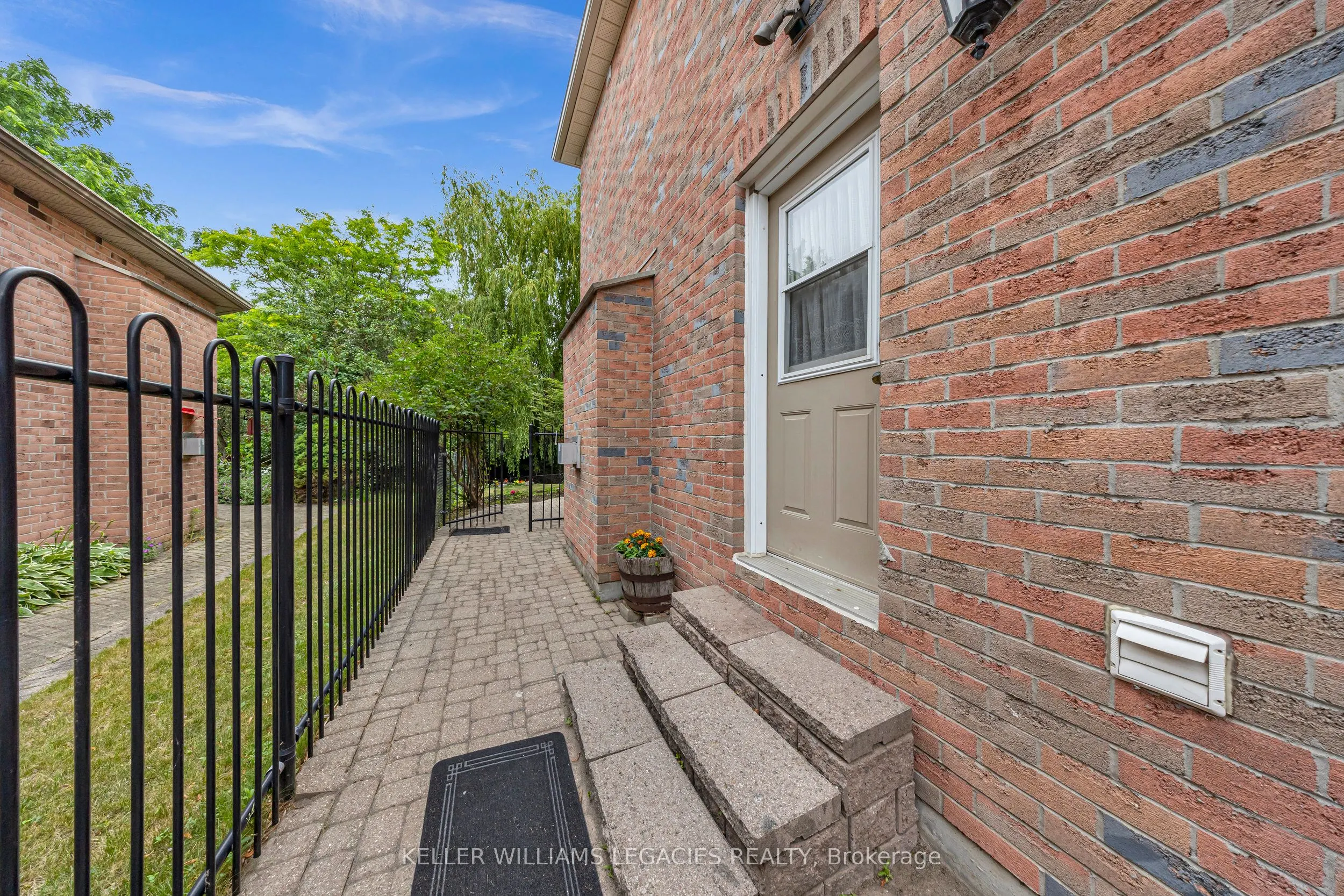 43 Allayden Drive