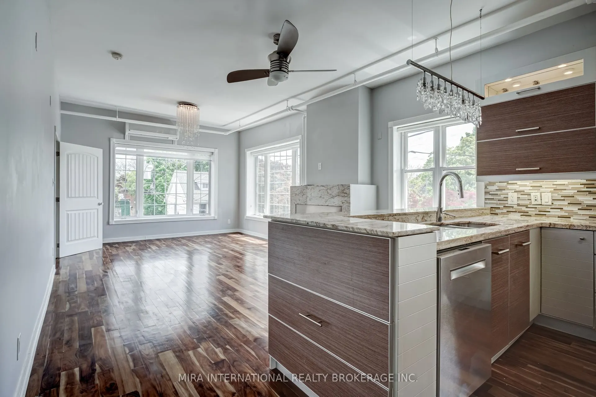 98 Leuty Avenue, #C5
