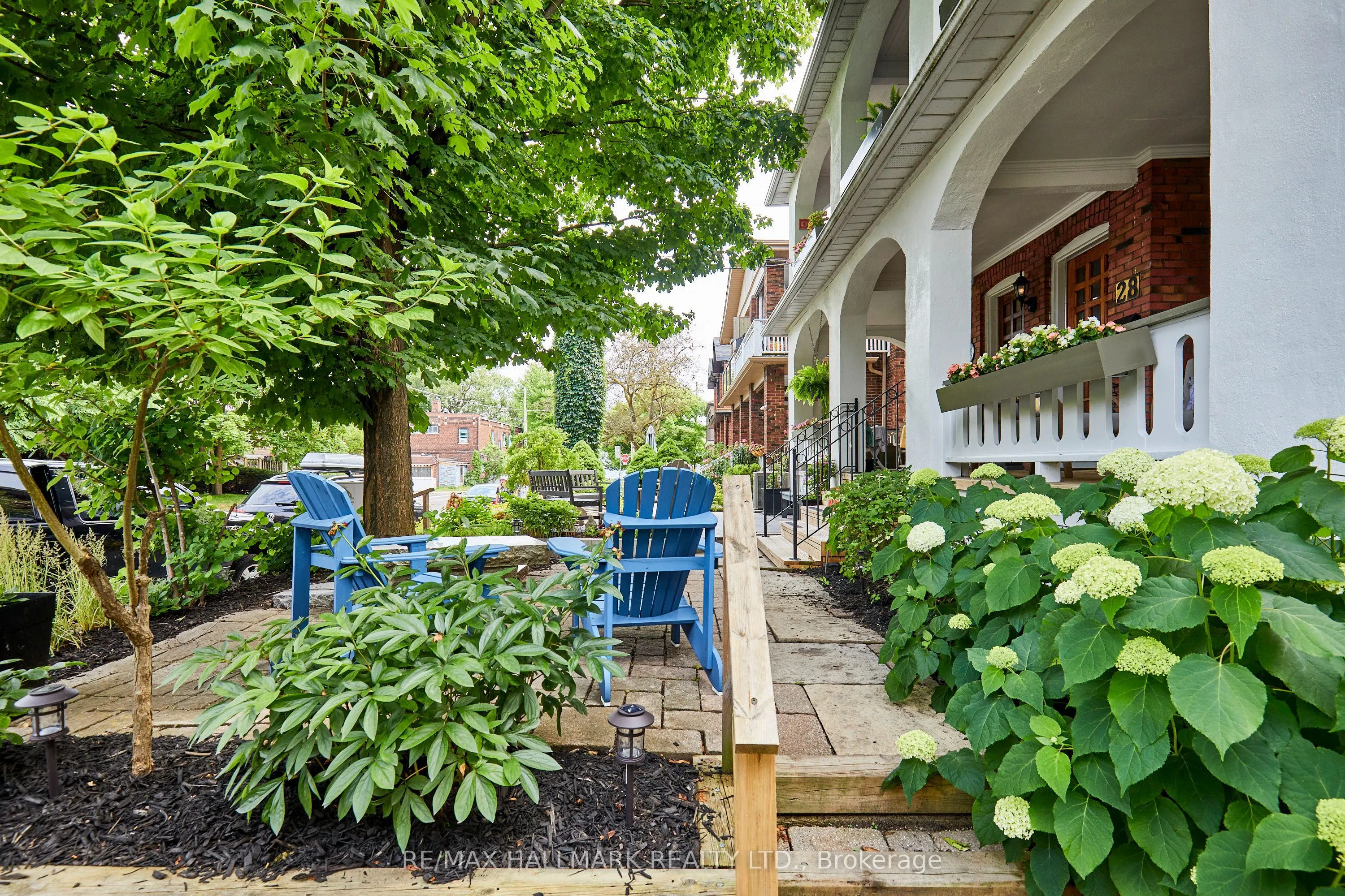 28 Wineva Avenue, #upper