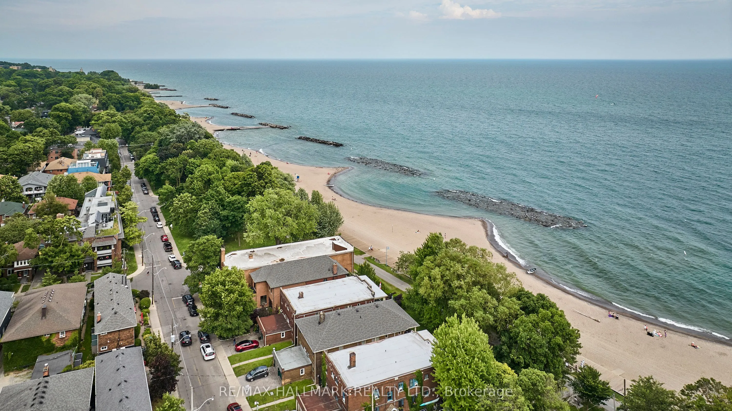 28 Wineva Avenue, #upper