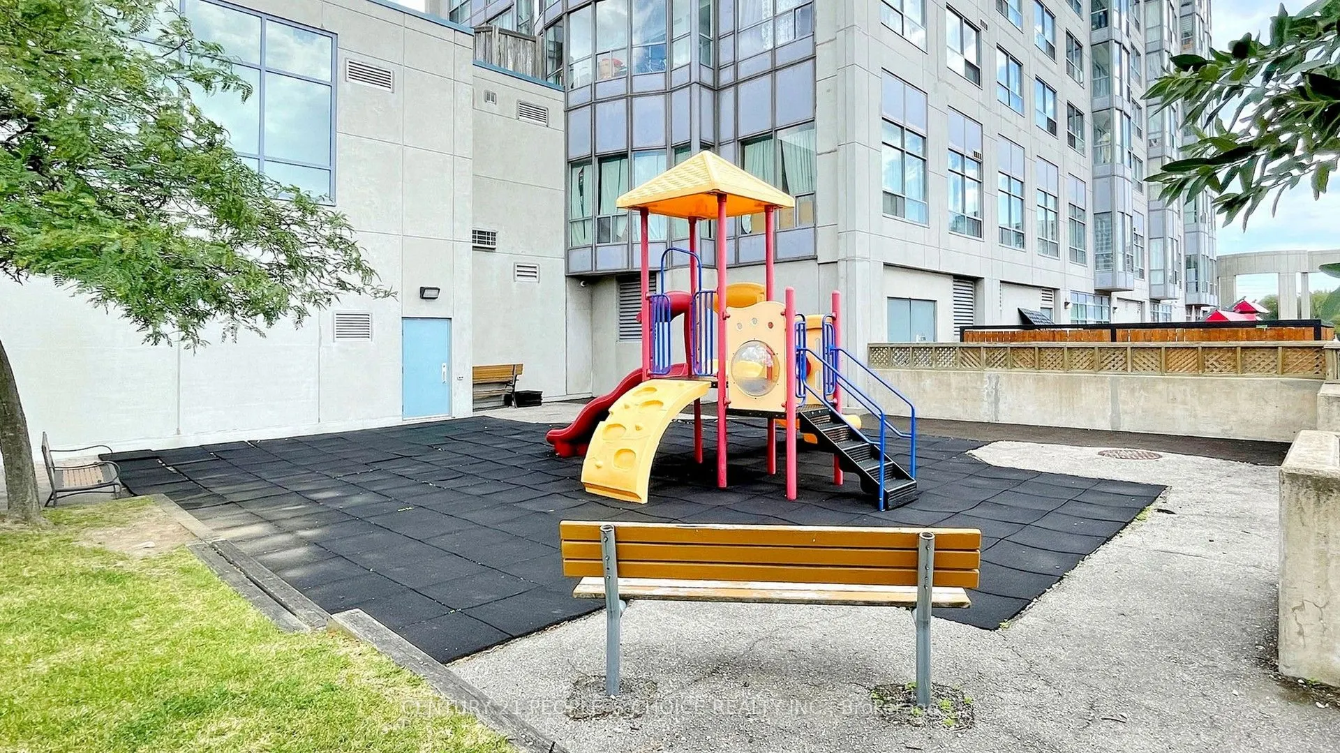 1470 Midland Avenue, #1003
