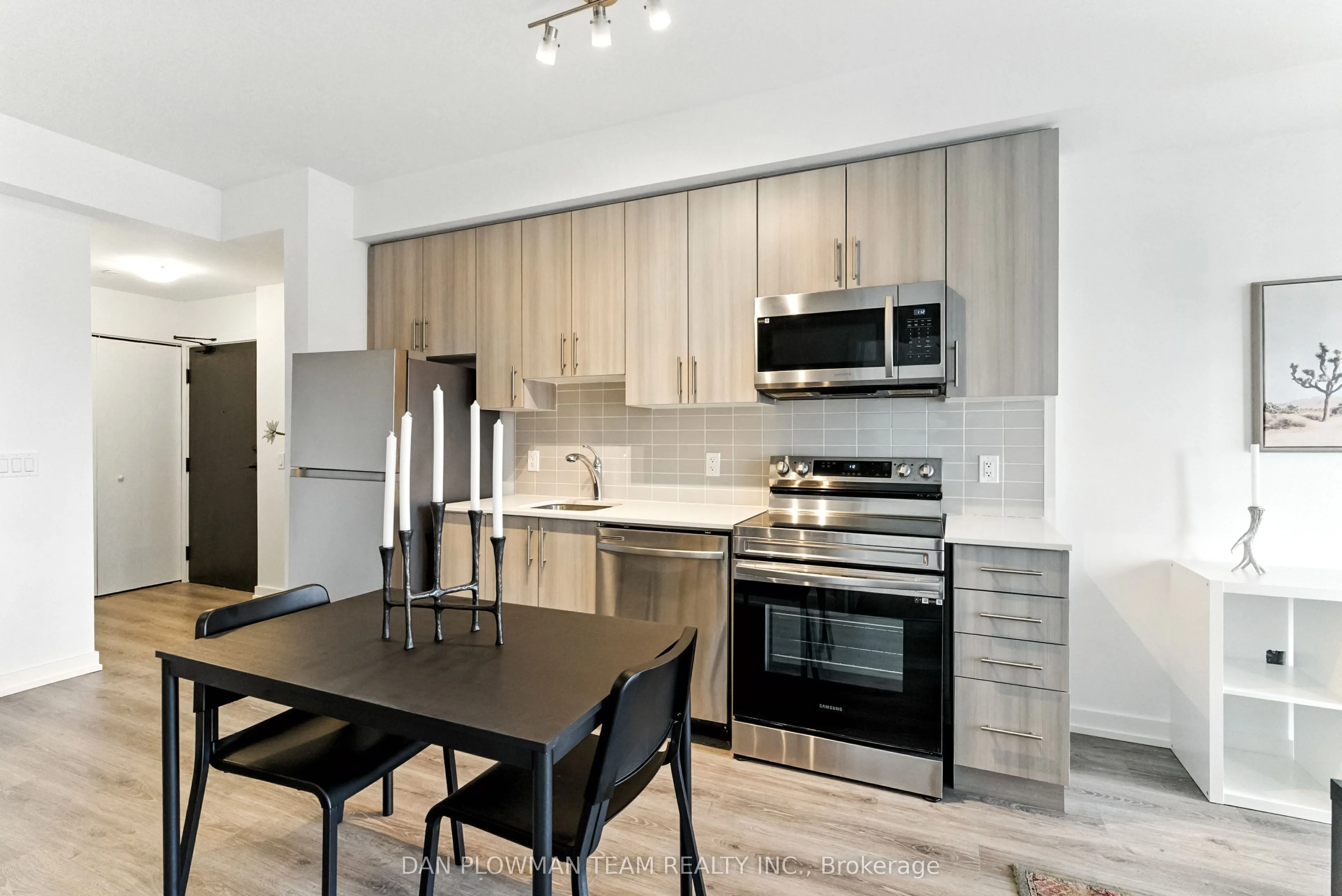 1480 Bayly Street, #608