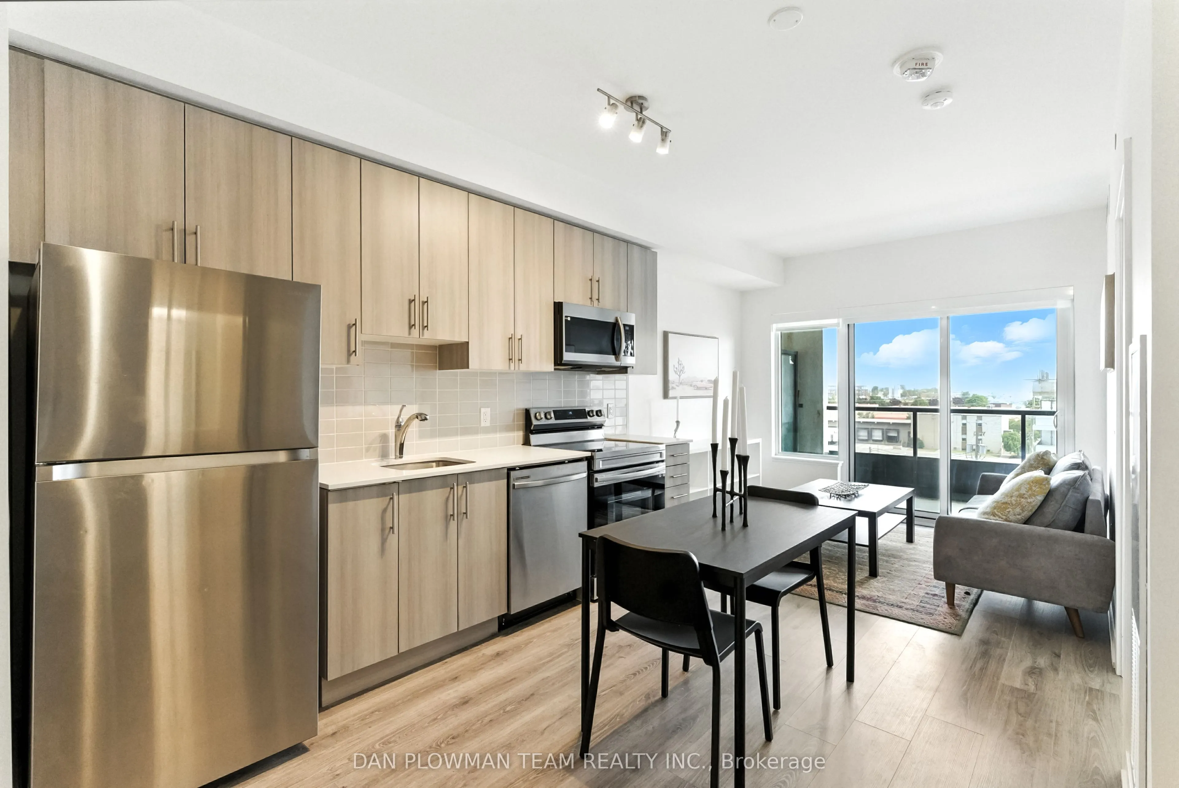 1480 Bayly Street, #608