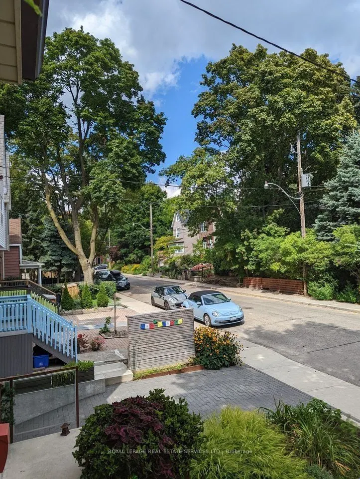 264A Hastings Avenue, #Main