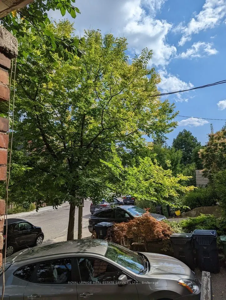 264A Hastings Avenue, #Main