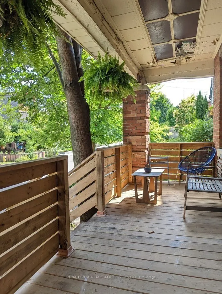 264A Hastings Avenue, #Main