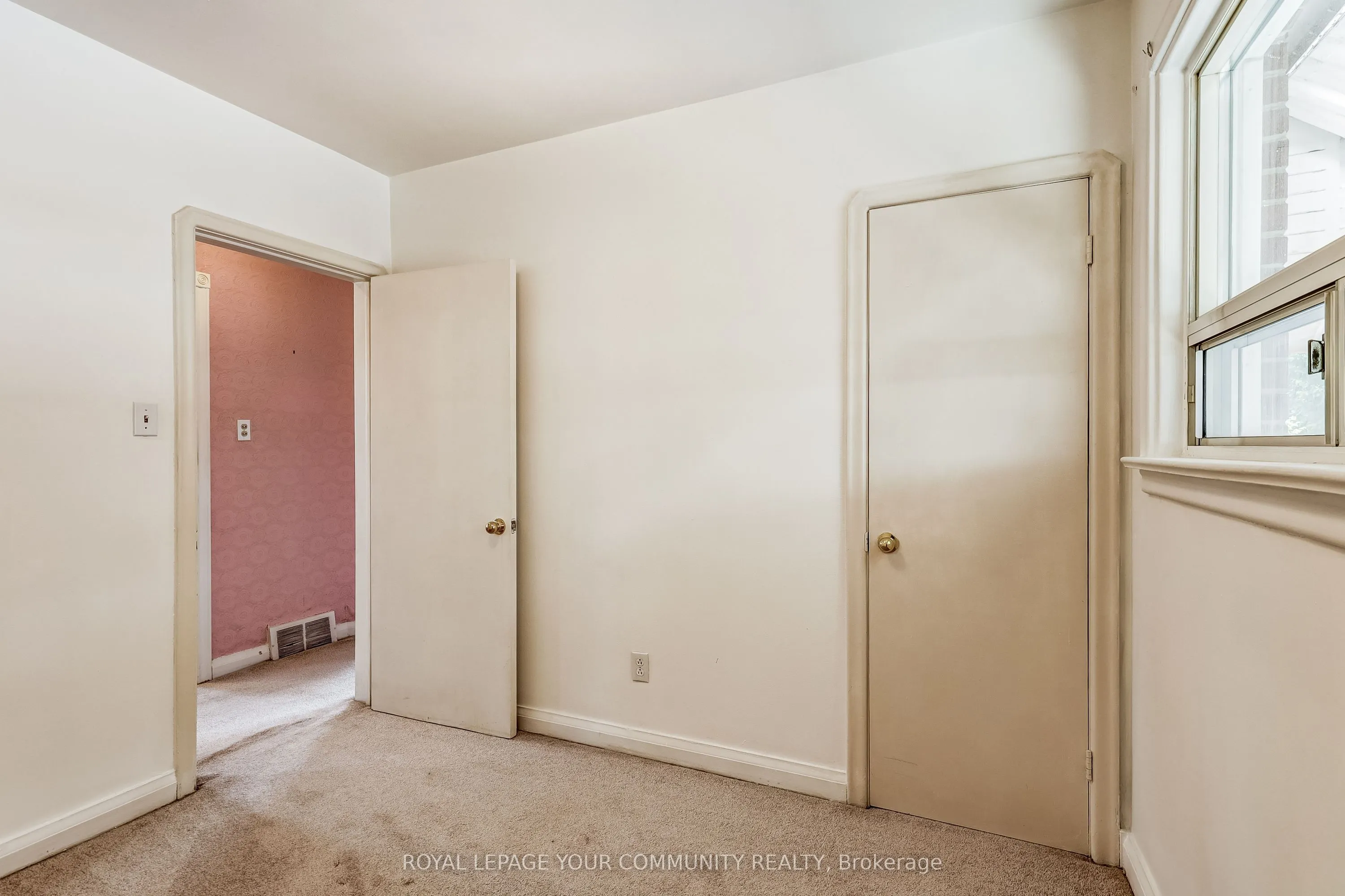 1285 Pharmacy Avenue