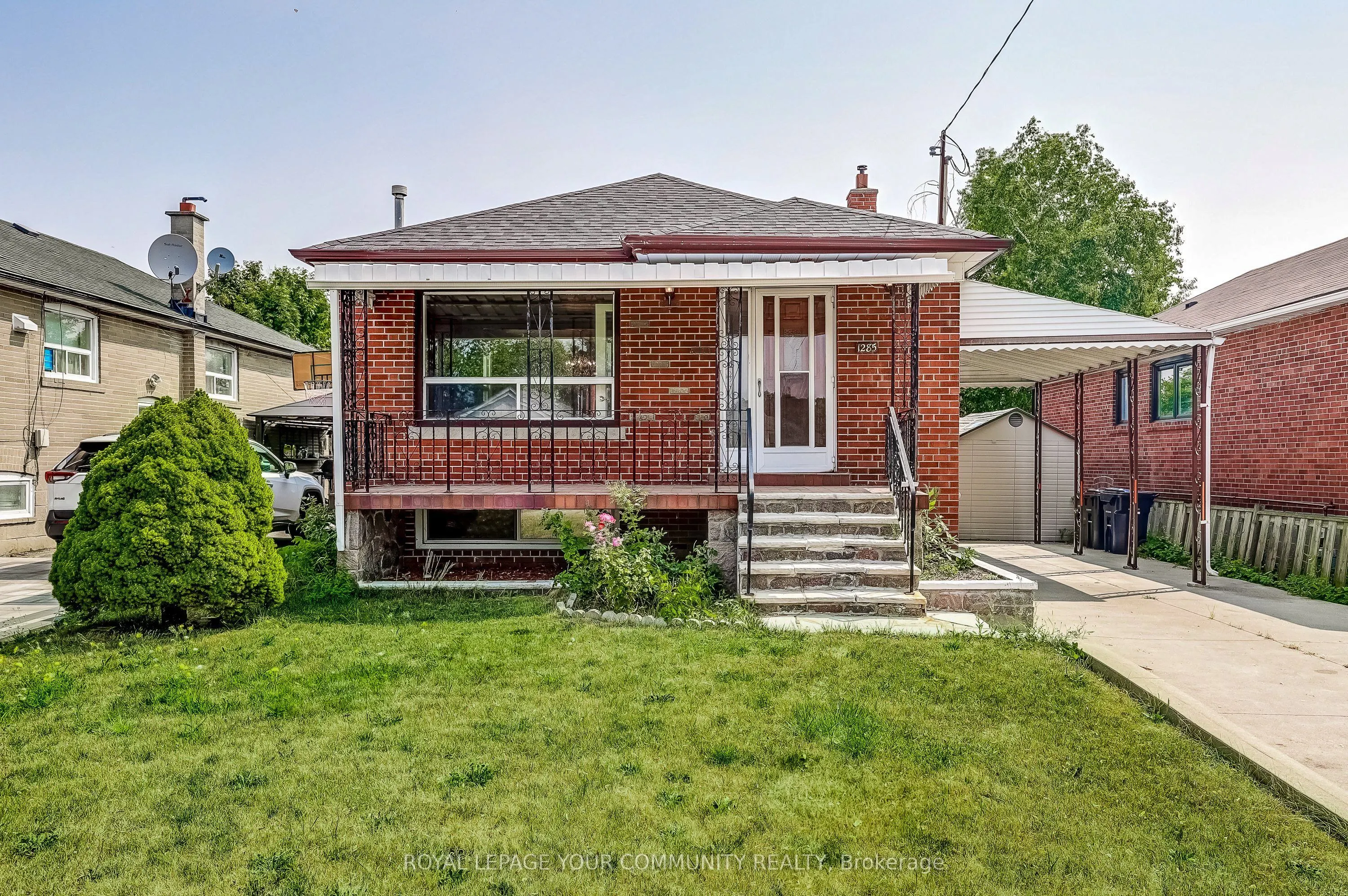1285 Pharmacy Avenue
