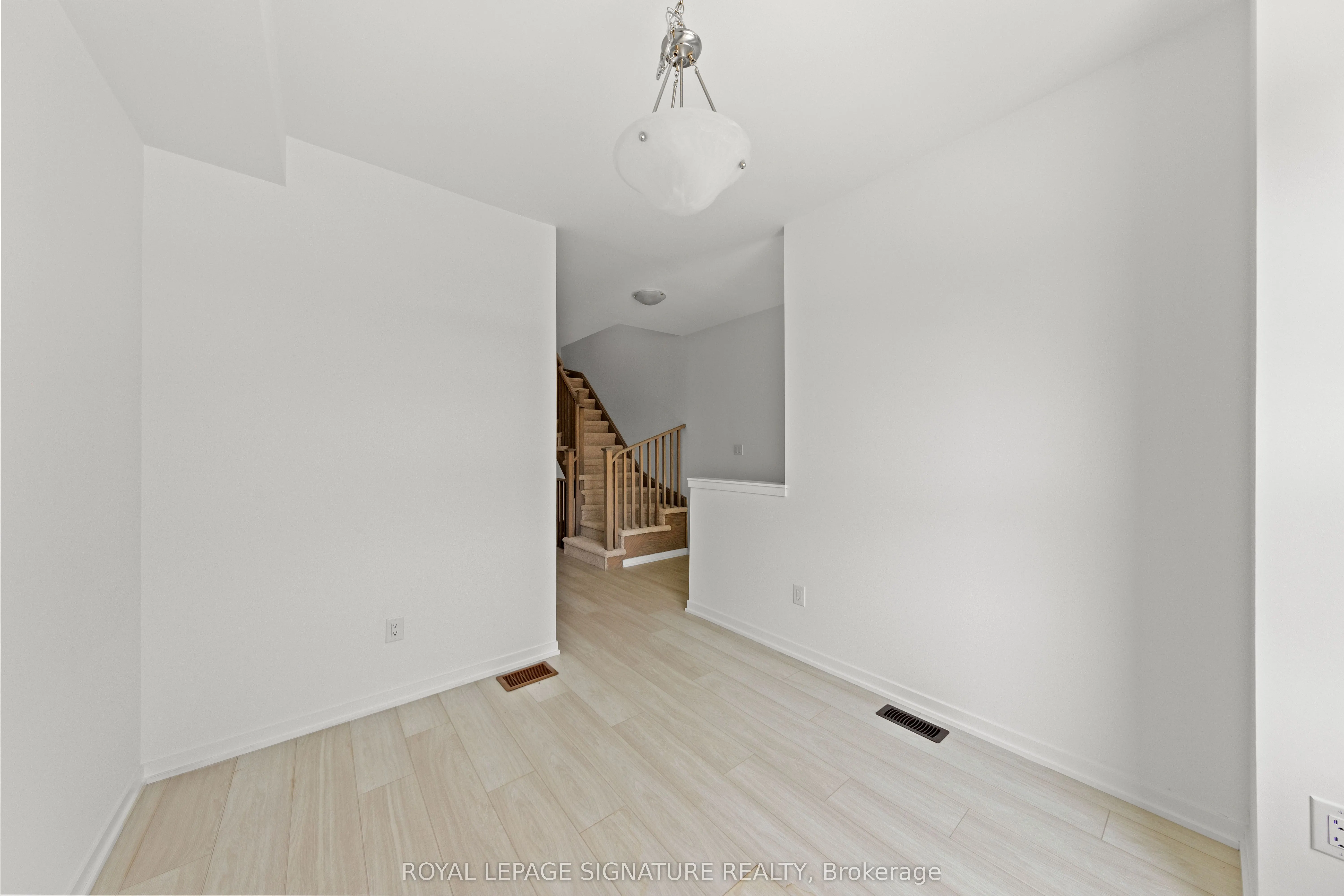 48 Bateson Street