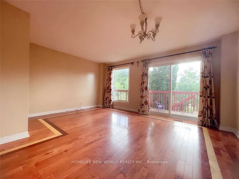 94 Seamist Crescent