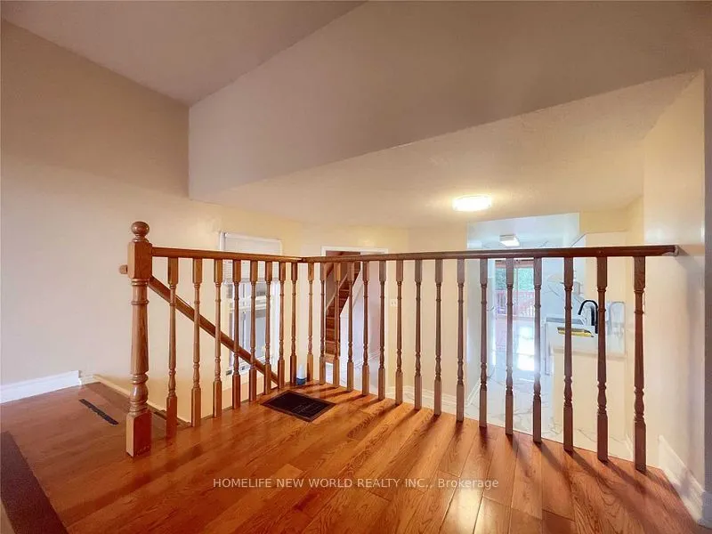 94 Seamist Crescent