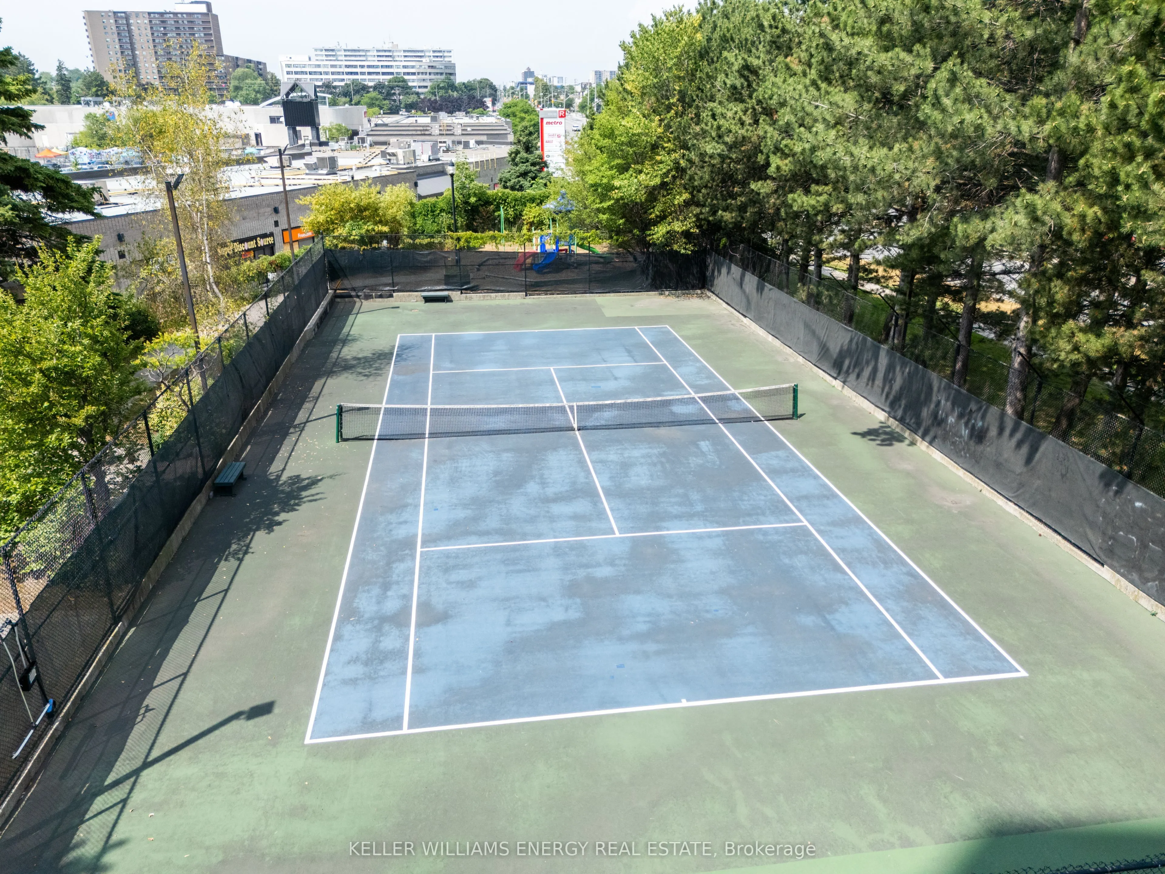 3231 Eglinton Avenue E, #1107