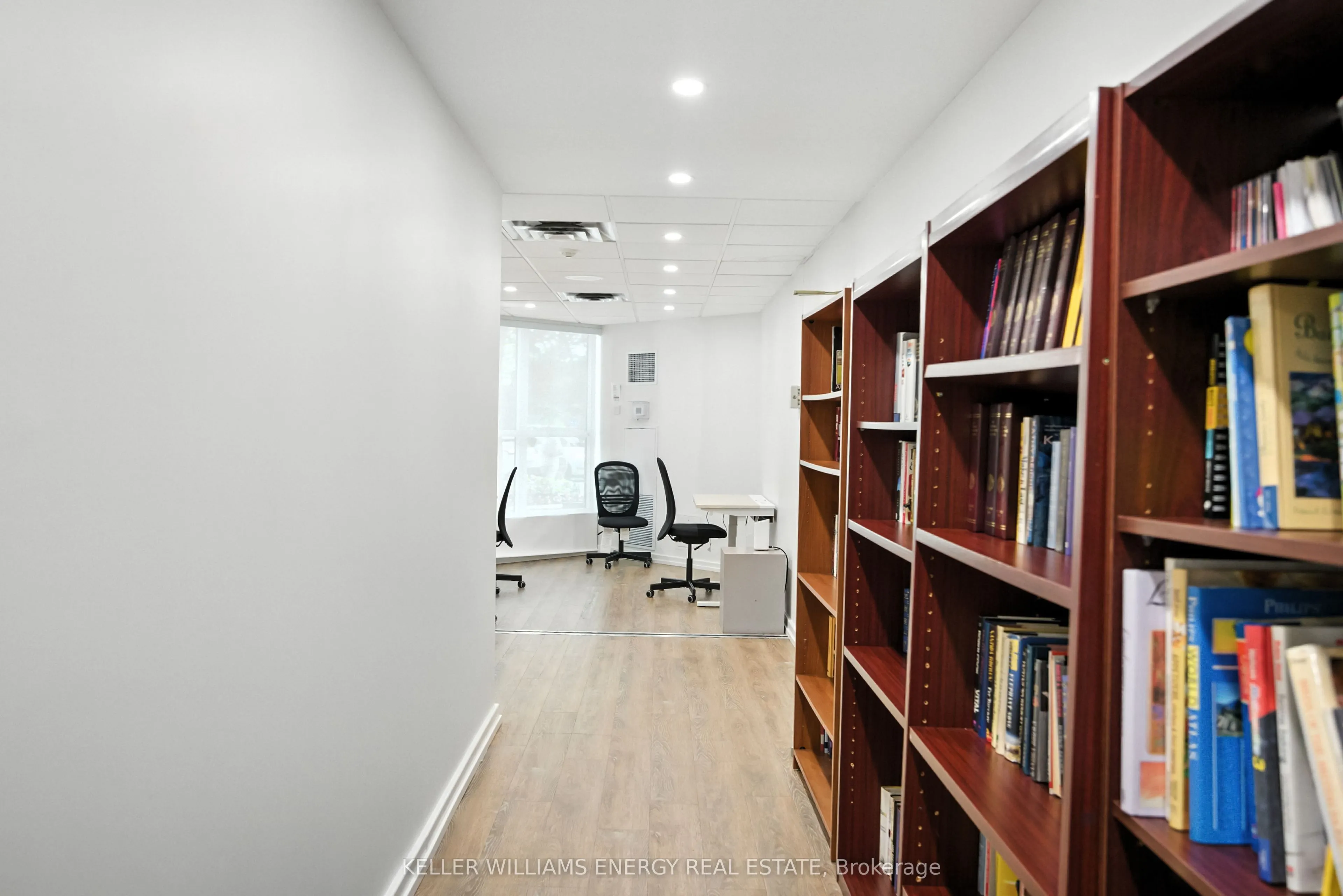 3231 Eglinton Avenue E, #1107