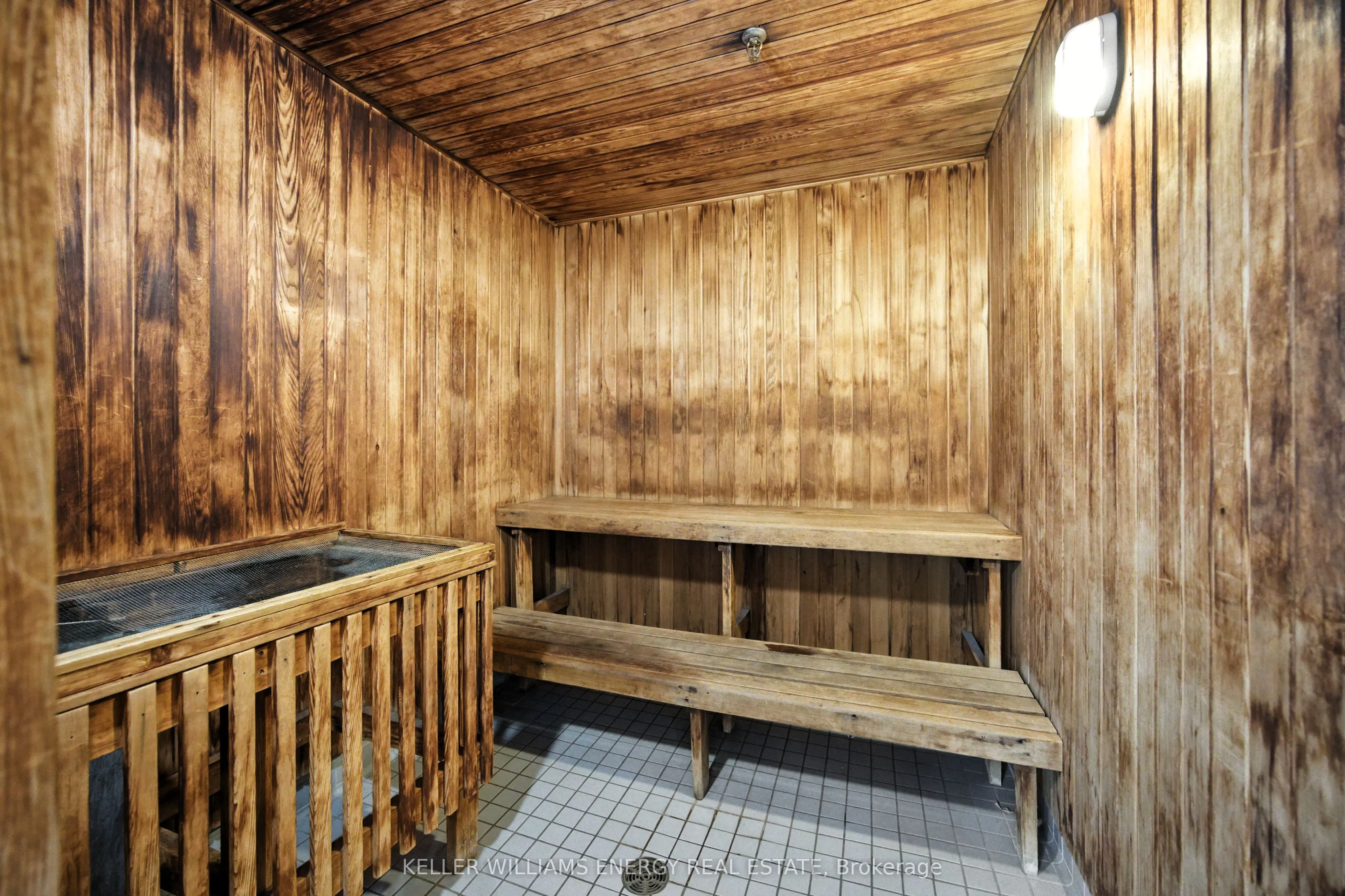 3231 Eglinton Avenue E, #1107