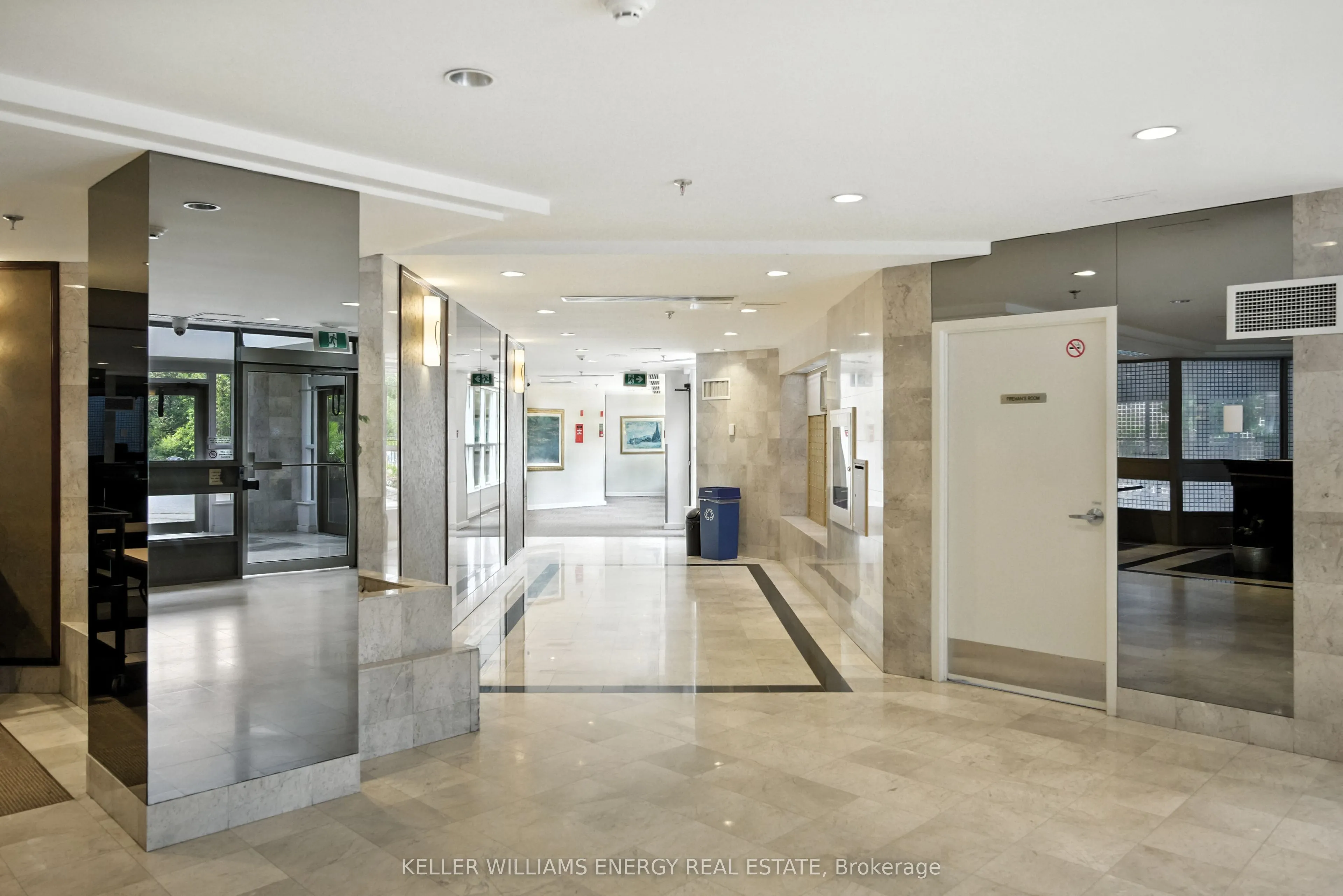 3231 Eglinton Avenue E, #1107