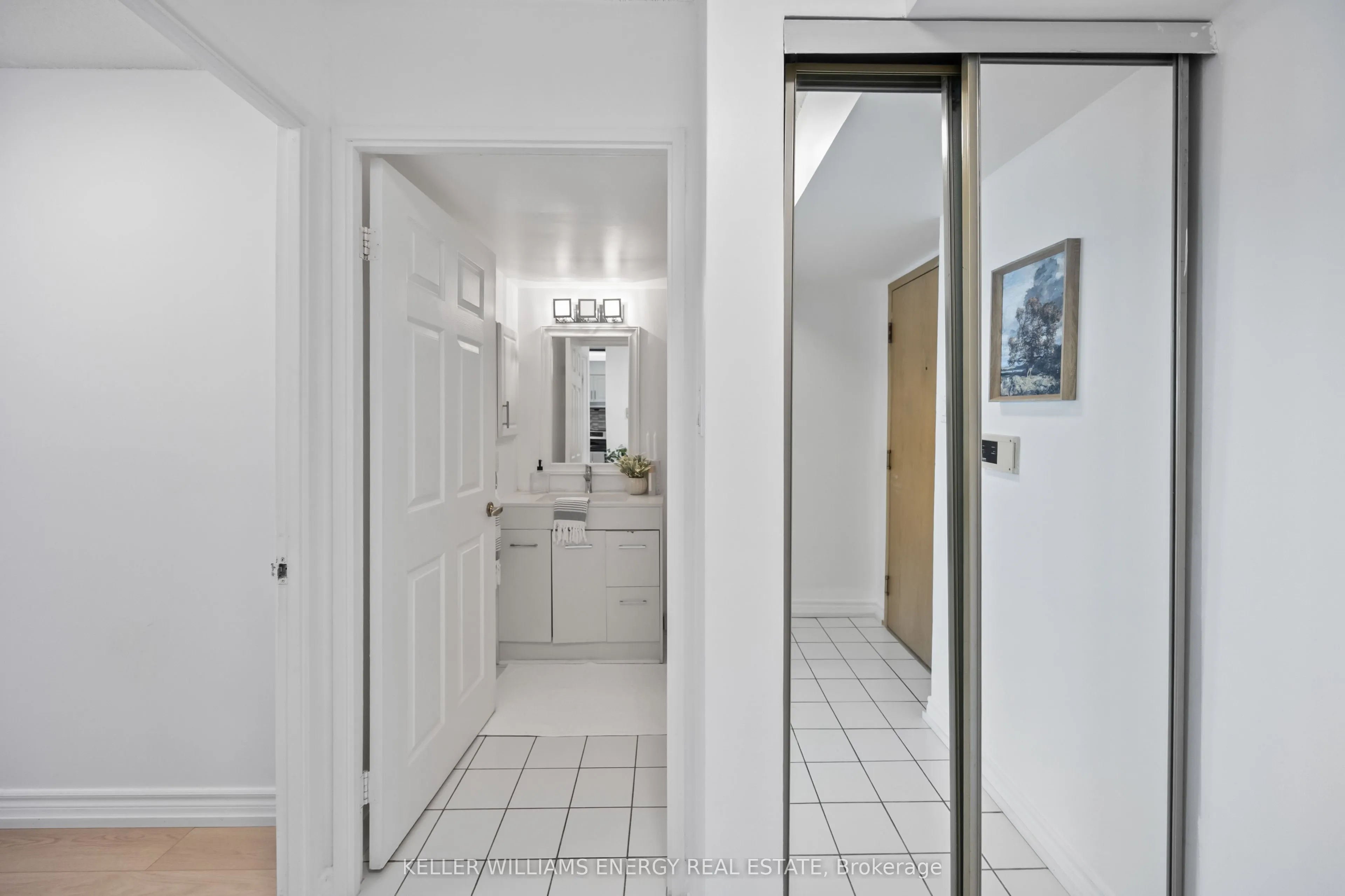 3231 Eglinton Avenue E, #1107