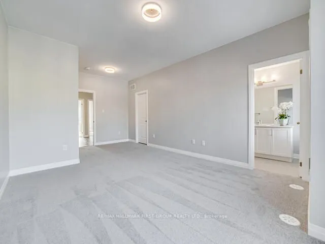 17 Clarington Boulevard, #17