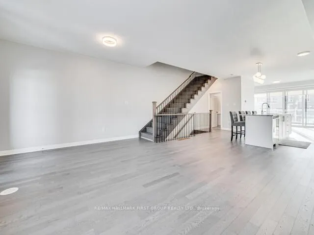 17 Clarington Boulevard, #17