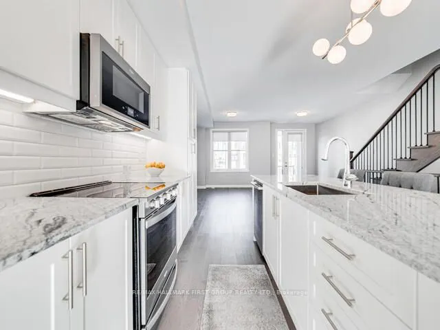17 Clarington Boulevard, #17