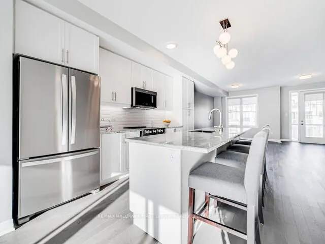 17 Clarington Boulevard, #17