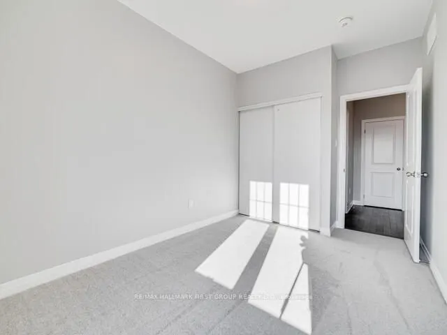 17 Clarington Boulevard, #17