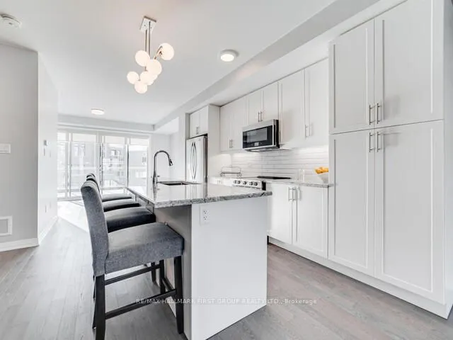 17 Clarington Boulevard, #17