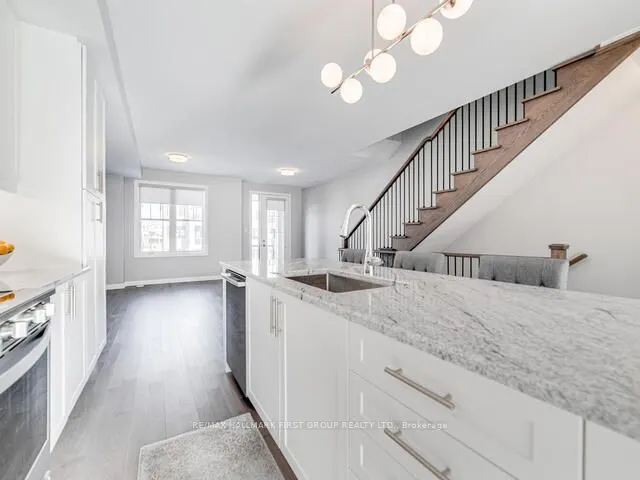 17 Clarington Boulevard, #17