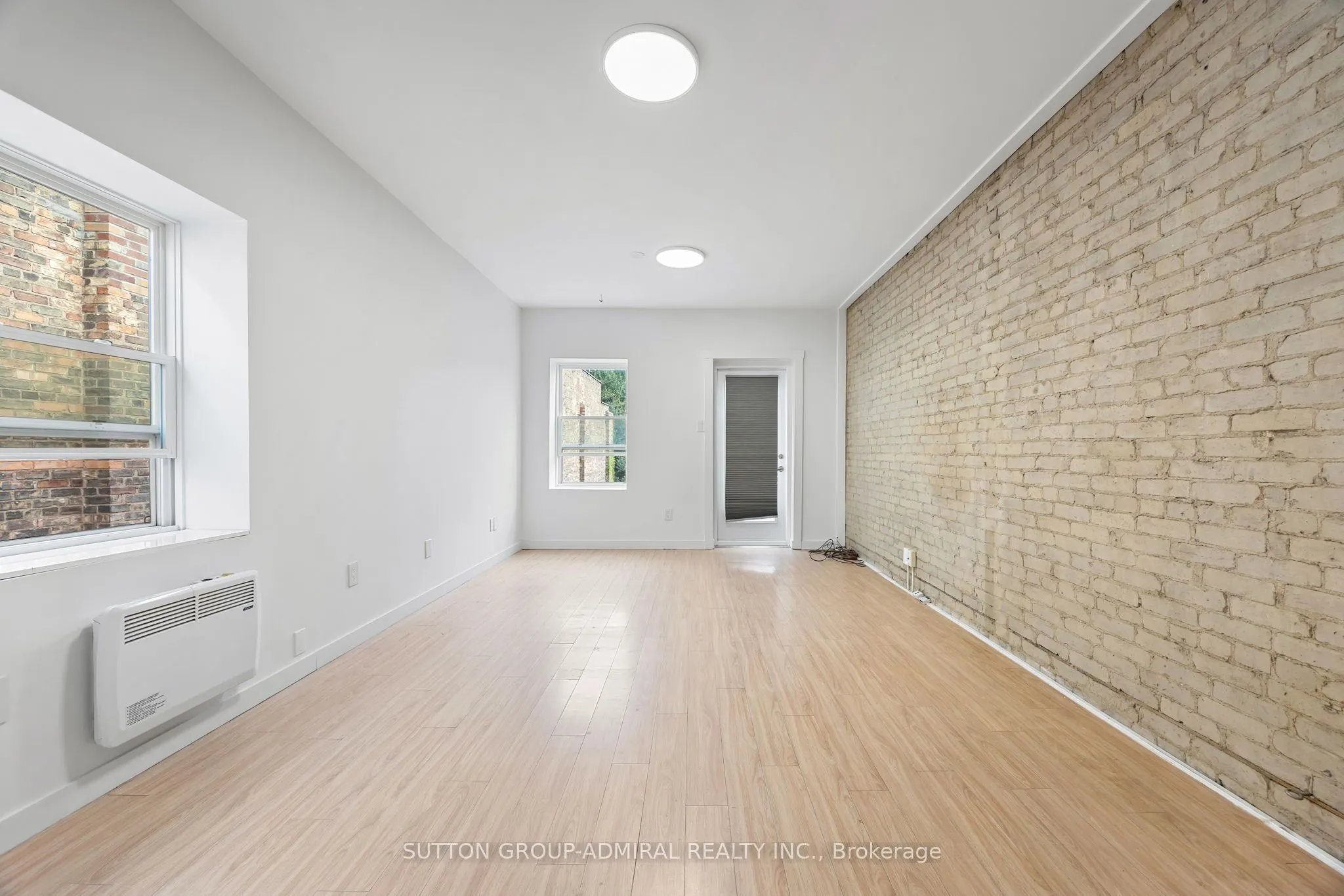 1969 Queen Street E, #3