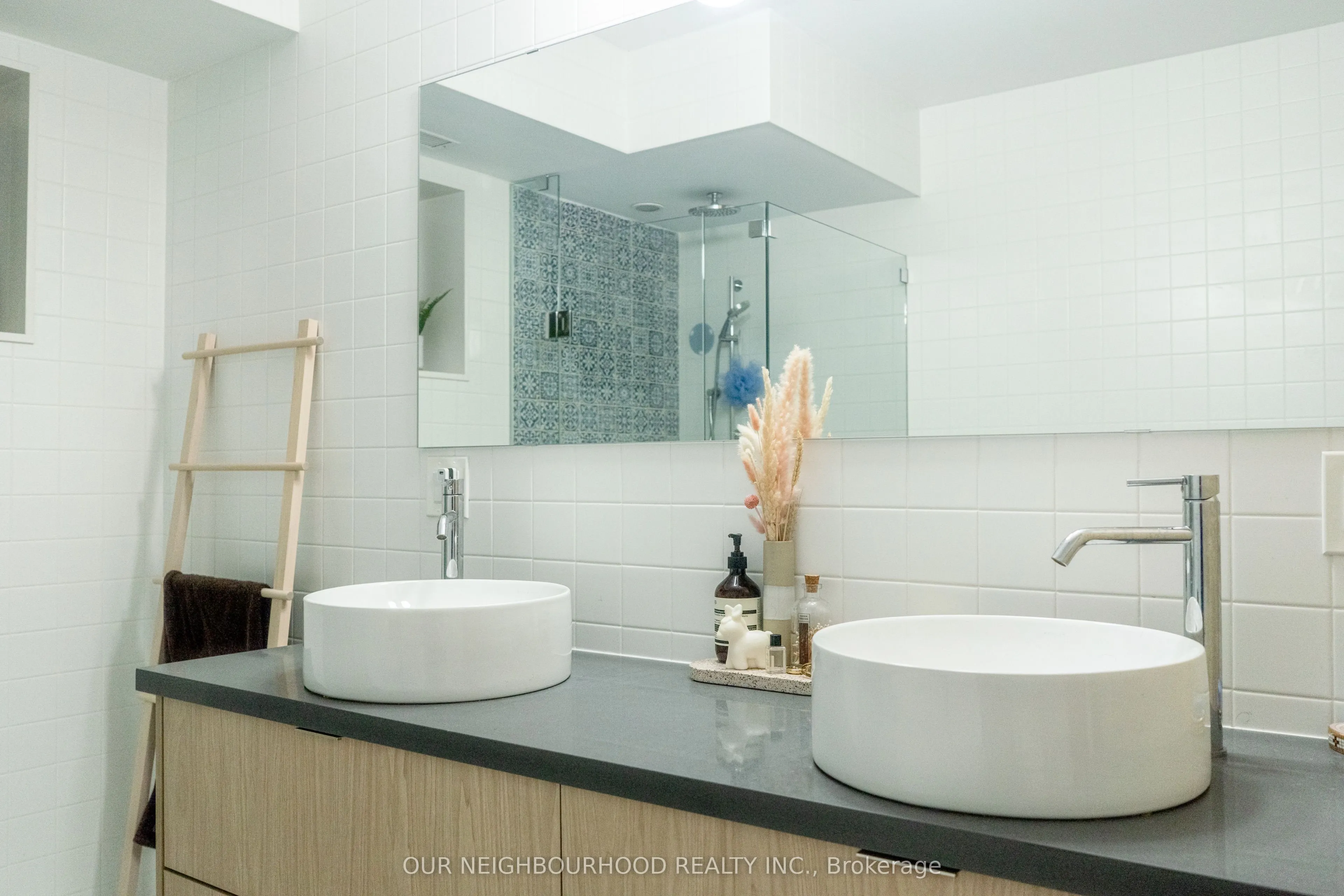 36 Glen Manor Drive, #3