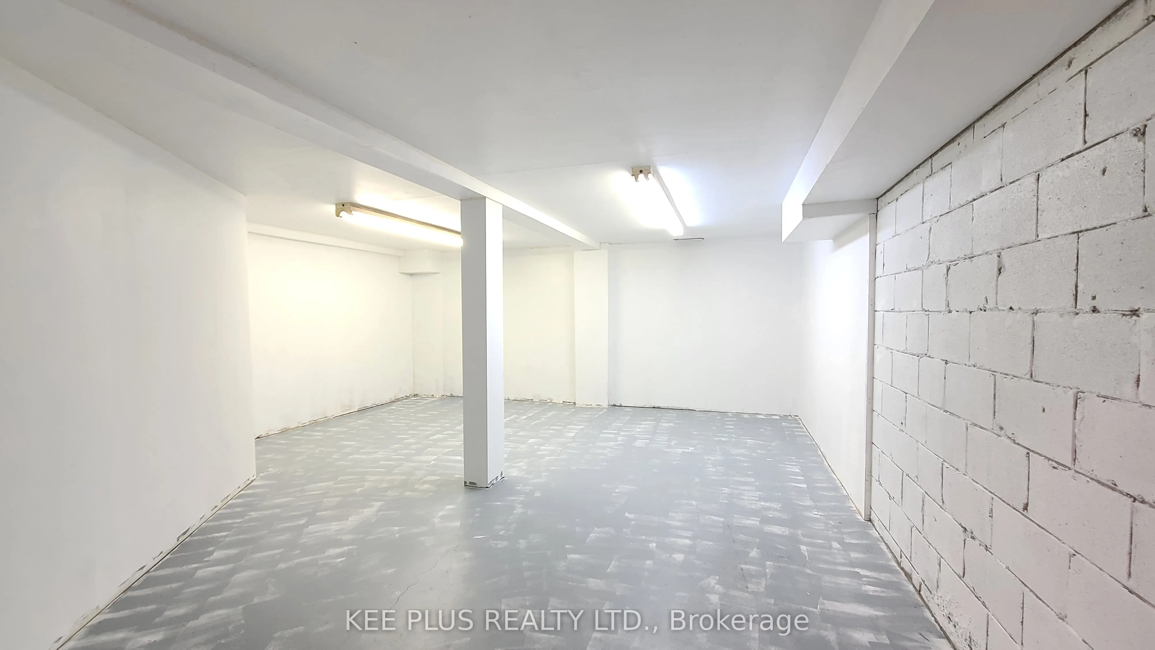 743 Birchmount Road, #B5