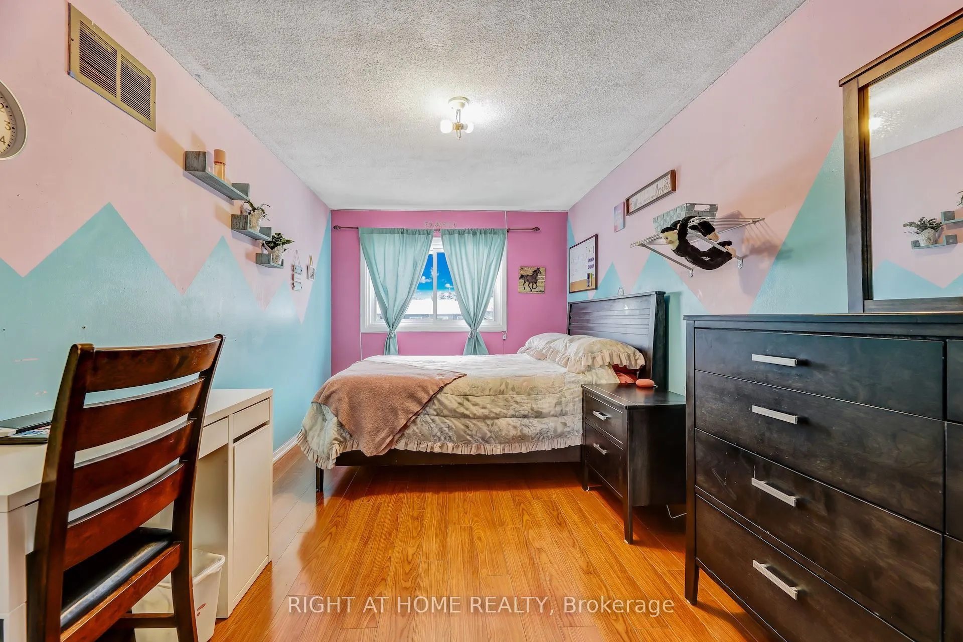 63 Mcknight Drive