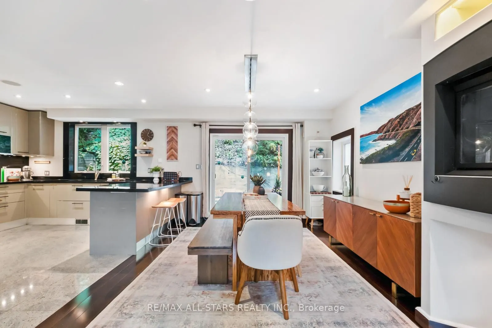12 Glen Davis Crescent