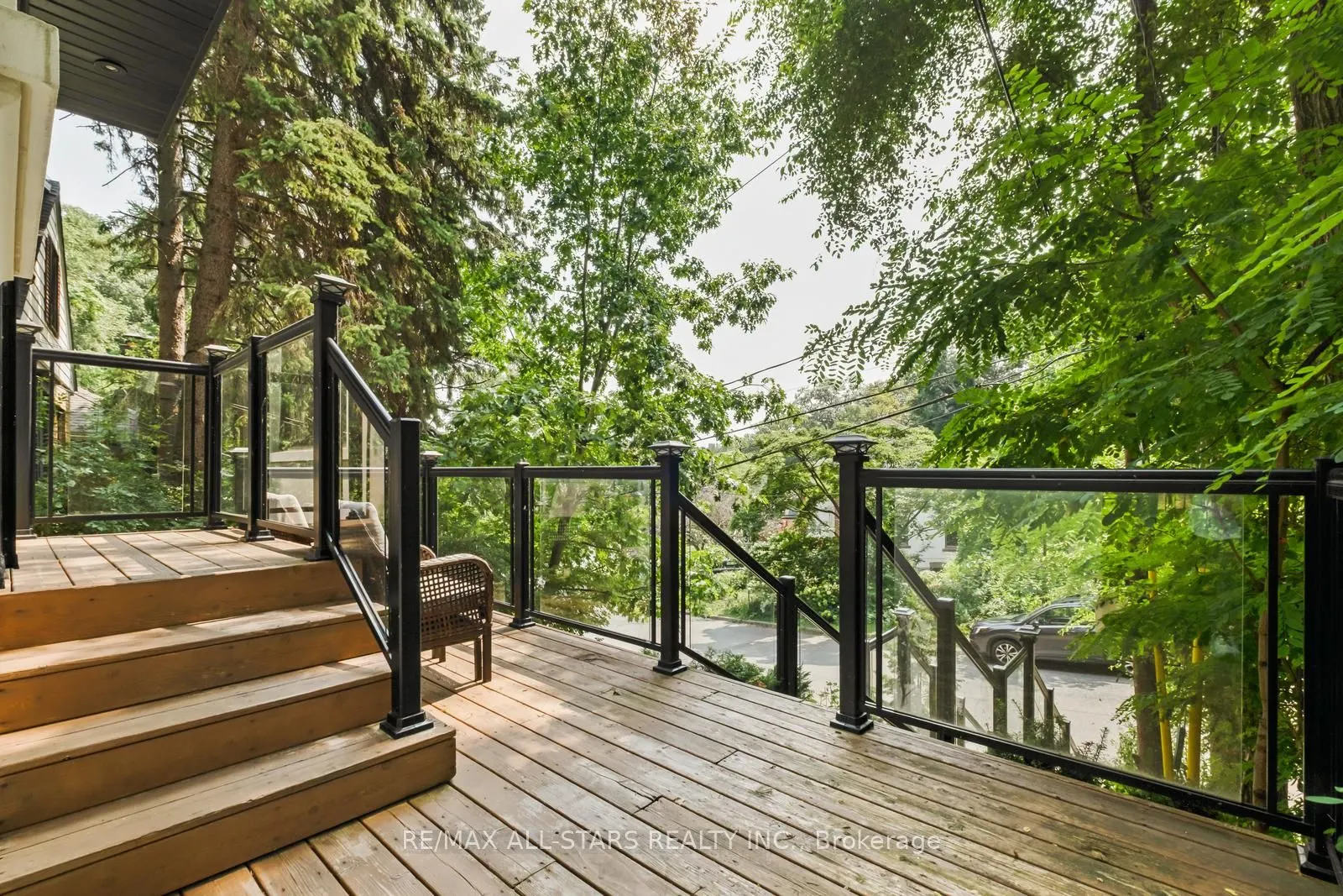 12 Glen Davis Crescent