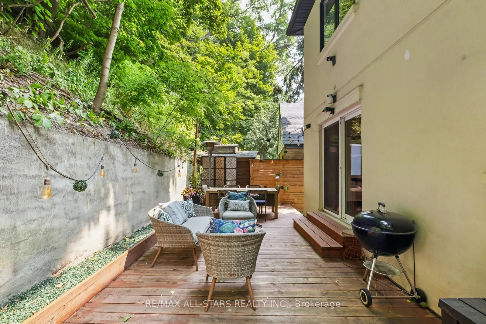 12 Glen Davis Crescent