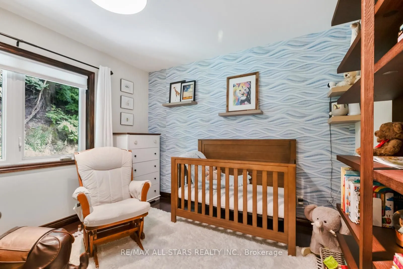 12 Glen Davis Crescent